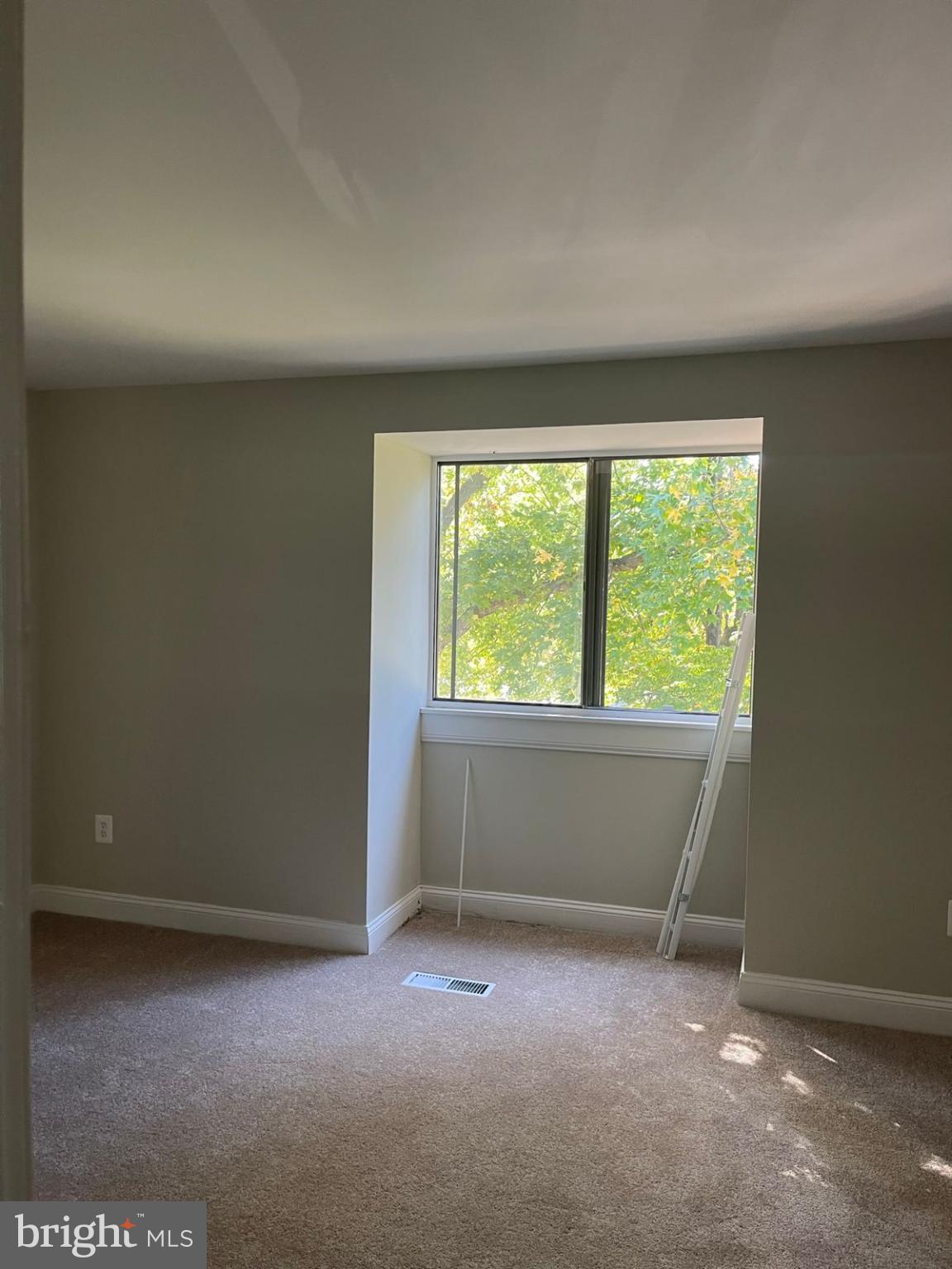 VILLAGE OF OWEN BROWN - Residential