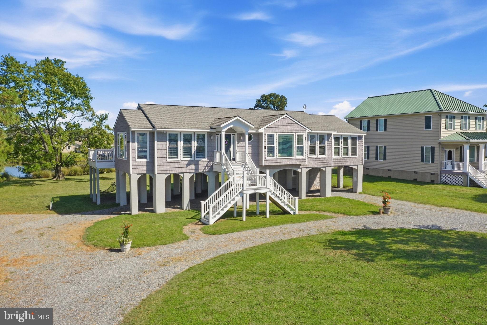 219 RIVERSIDE DRIVE