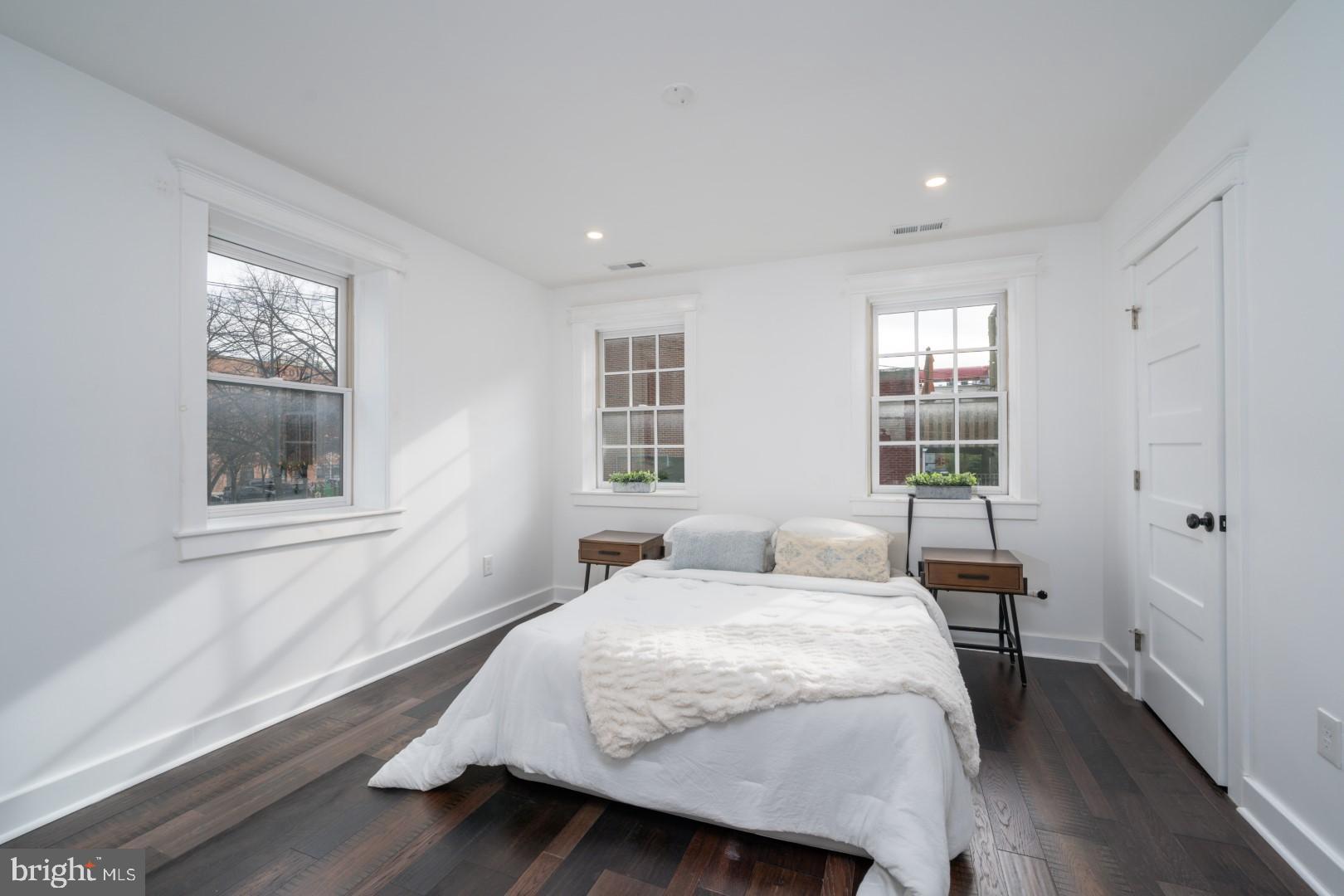 FELLS POINT HISTORIC DISTRICT - Residential Lease