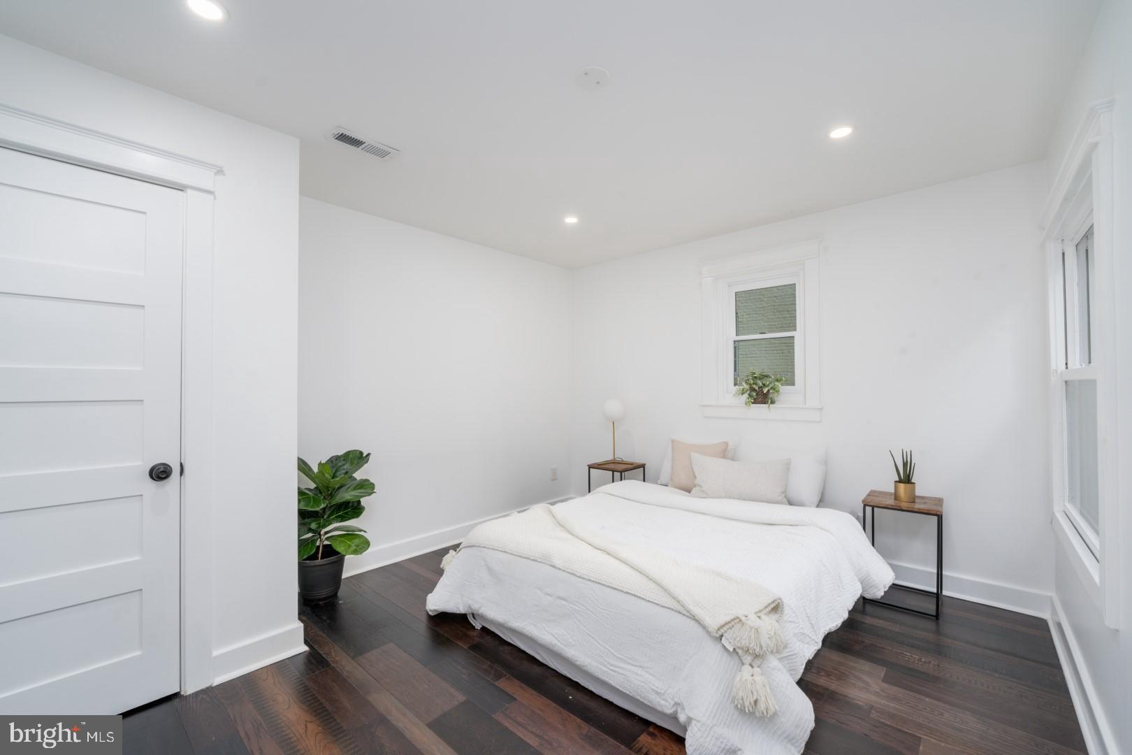 FELLS POINT HISTORIC DISTRICT - Residential Lease