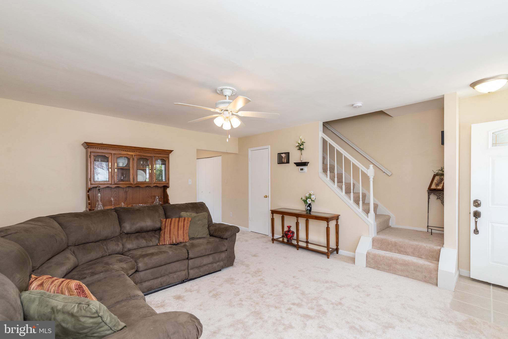 GOLDENBROOK - Residential