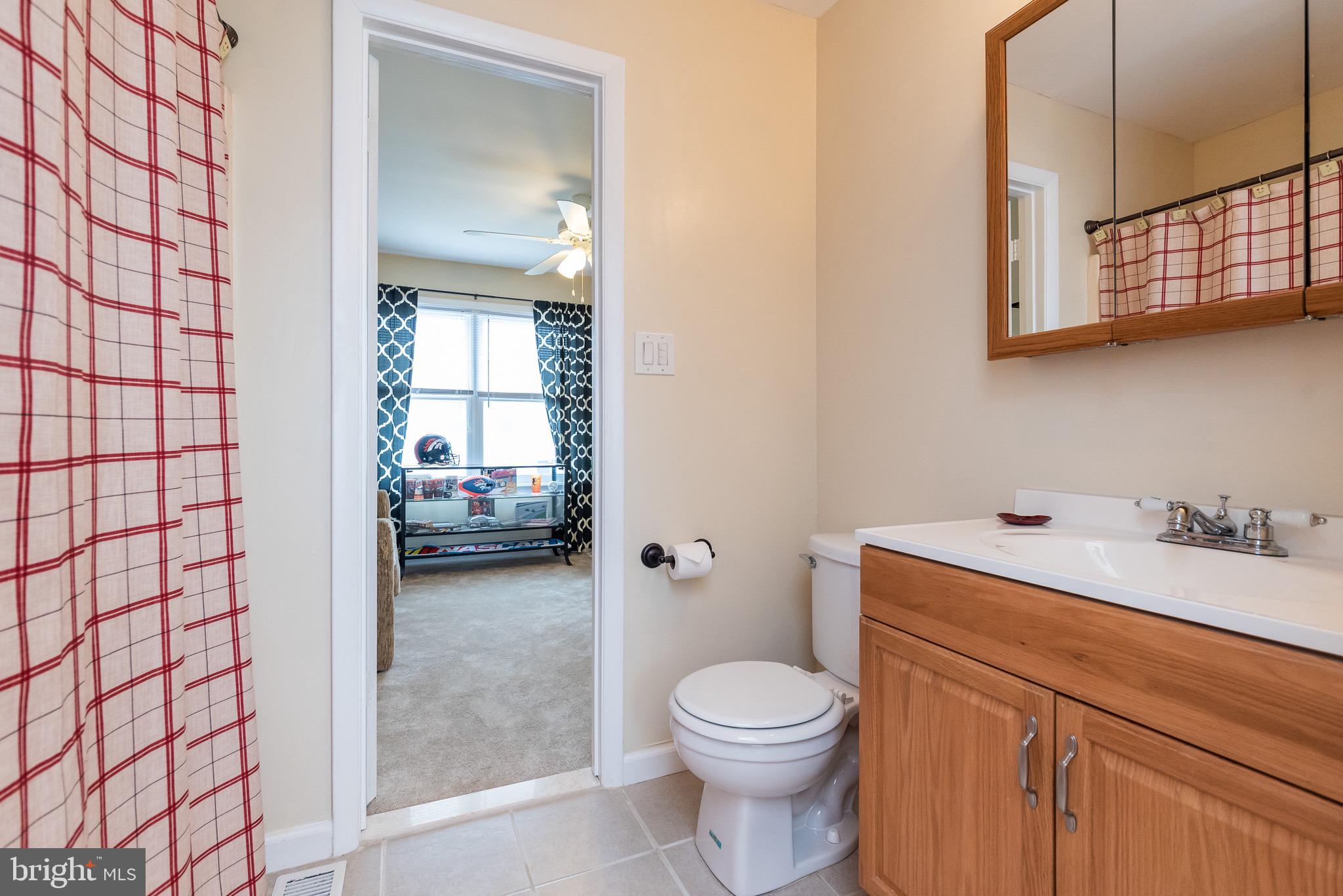 GOLDENBROOK - Residential