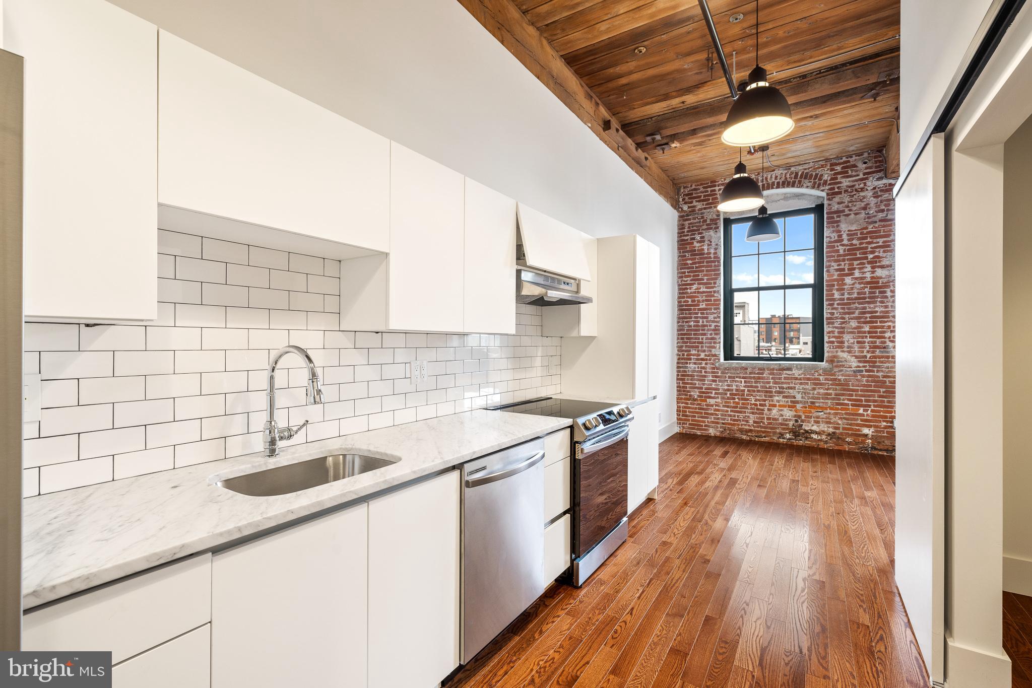 FISHTOWN - Residential Lease