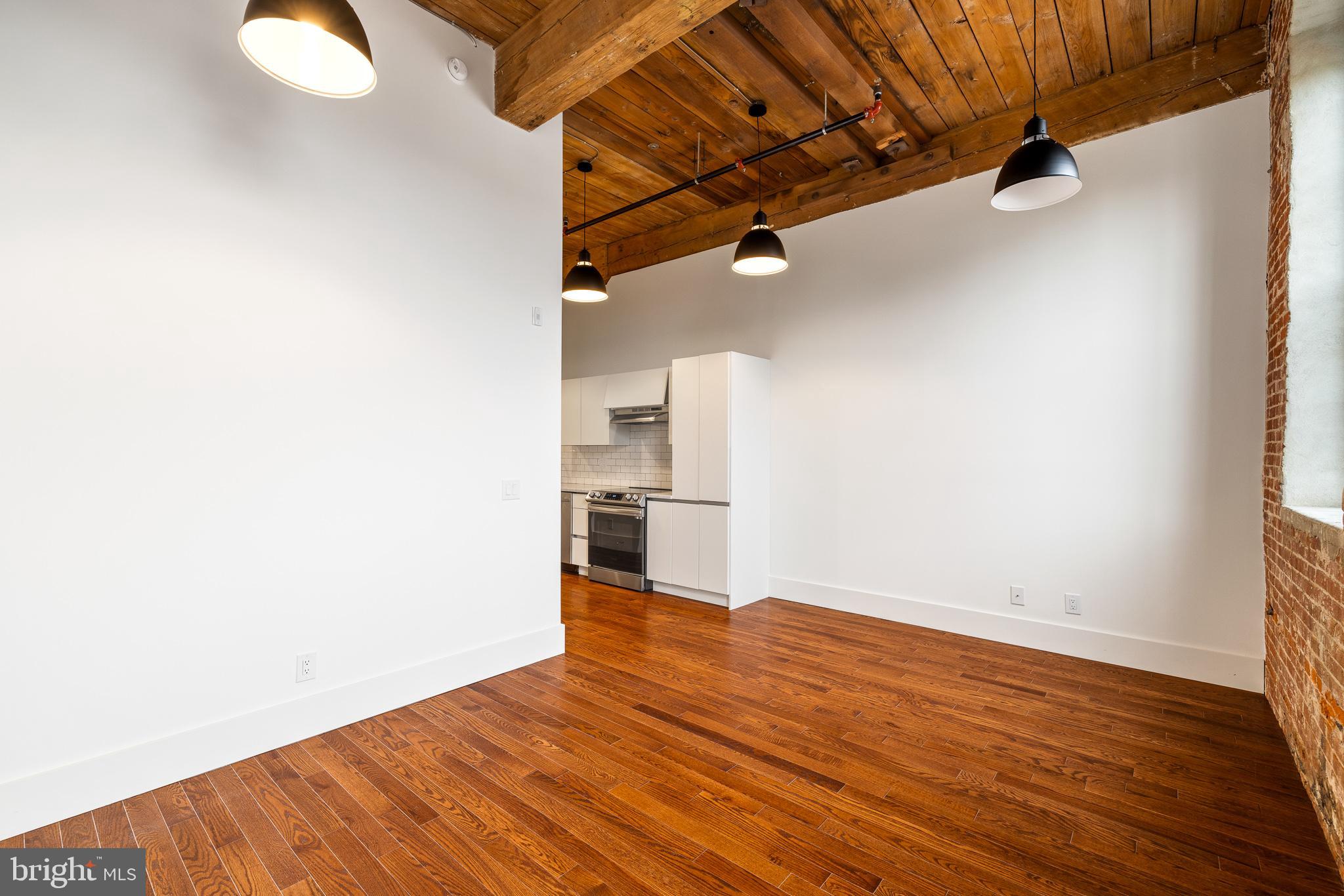 FISHTOWN - Residential Lease