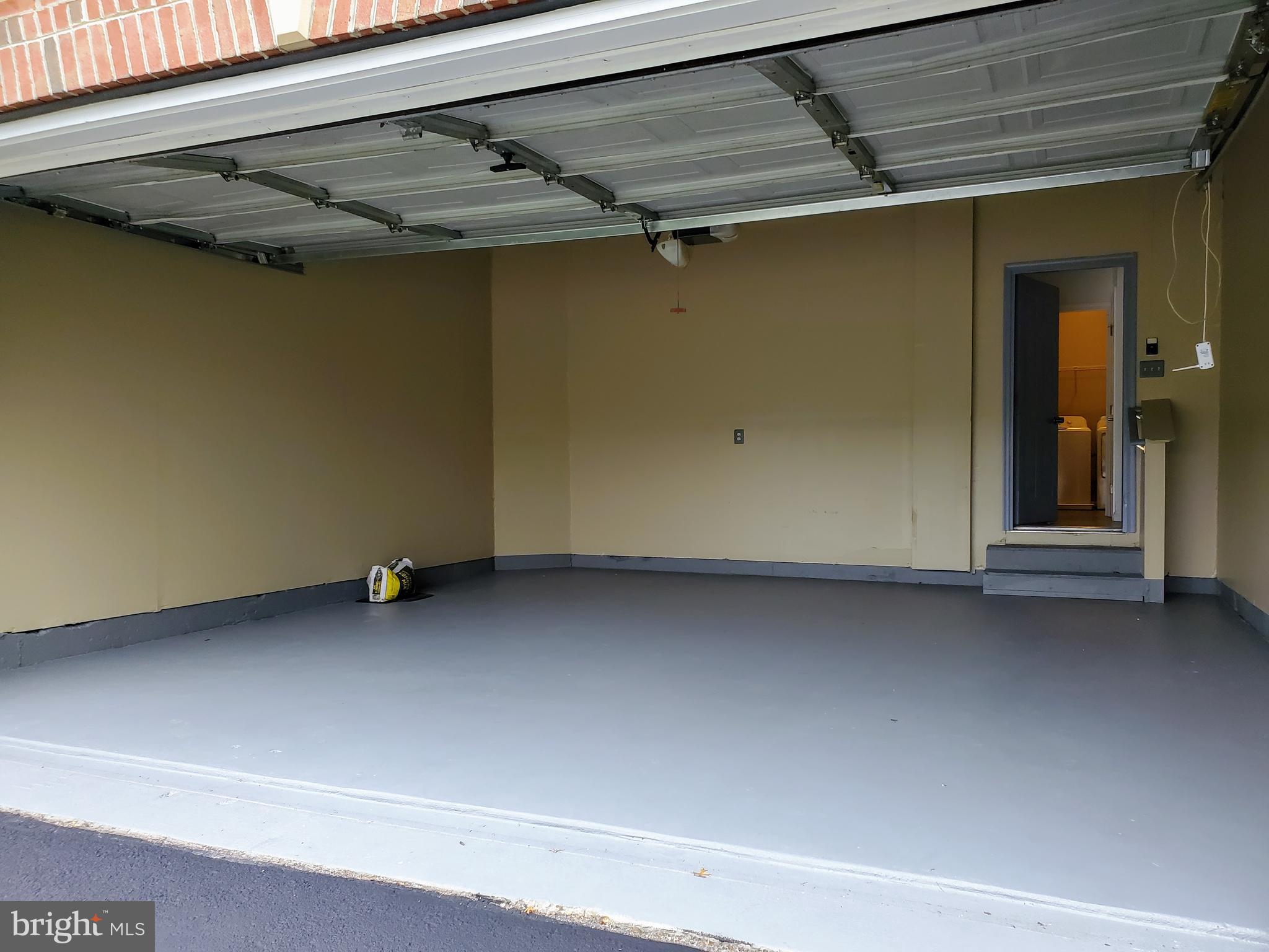 ROSE CREEK ESTATES - Residential Lease