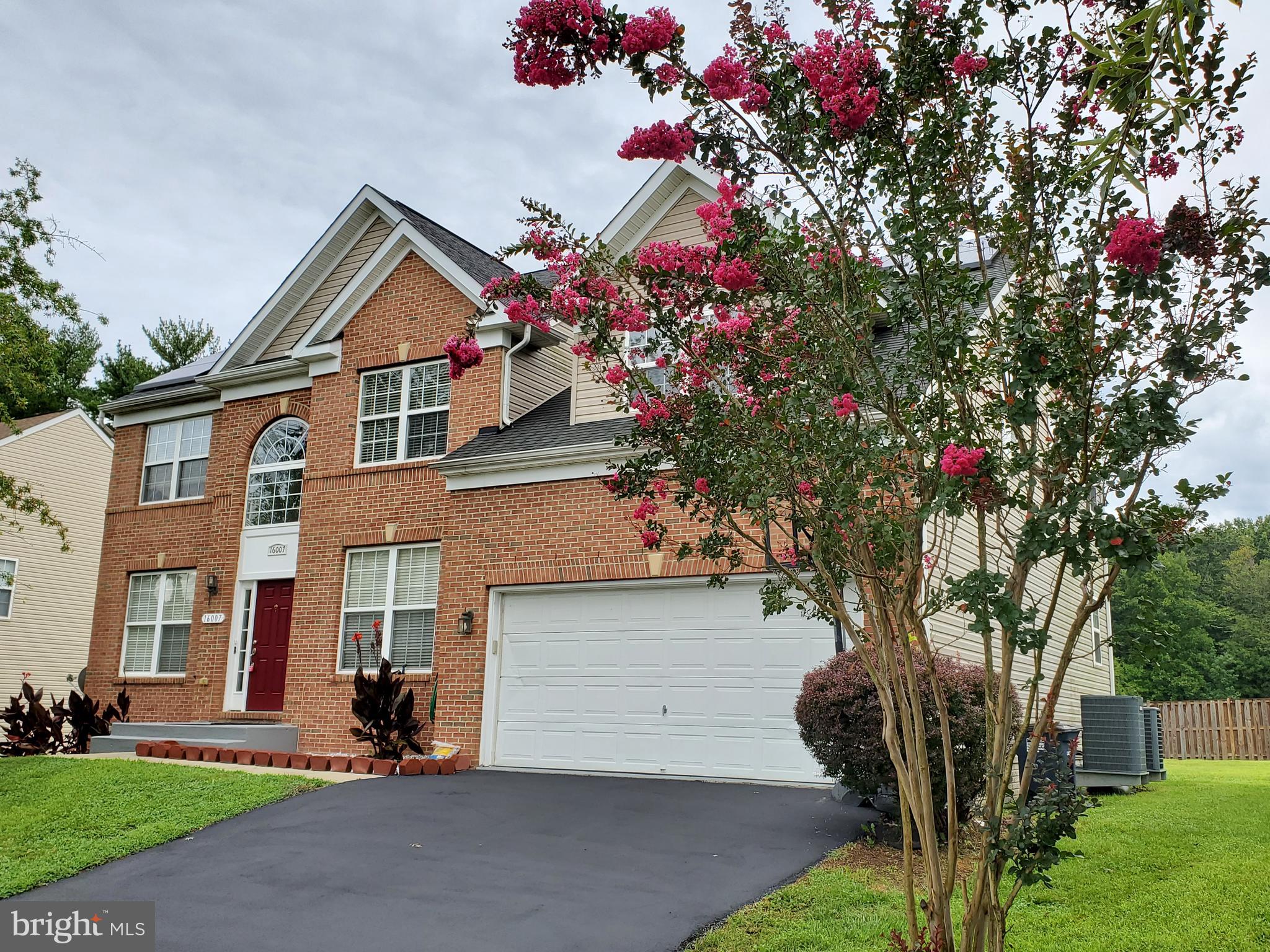 ROSE CREEK ESTATES - Residential Lease