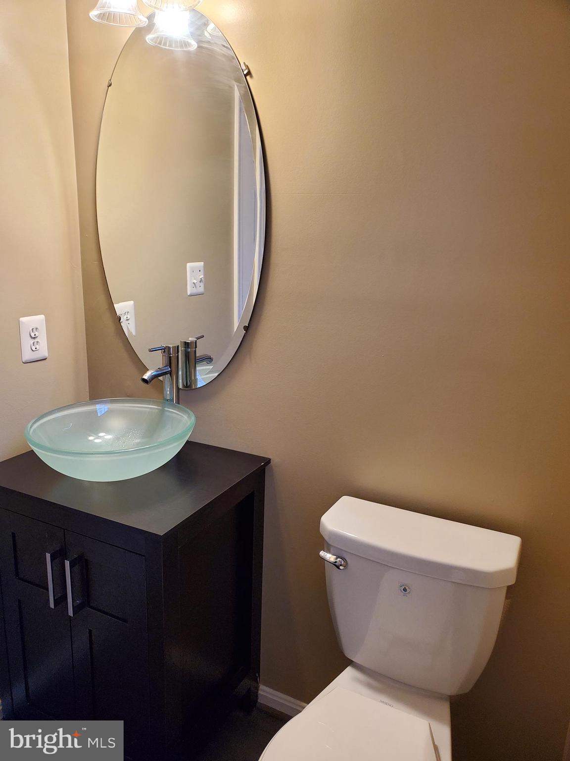 ROSE CREEK ESTATES - Residential Lease