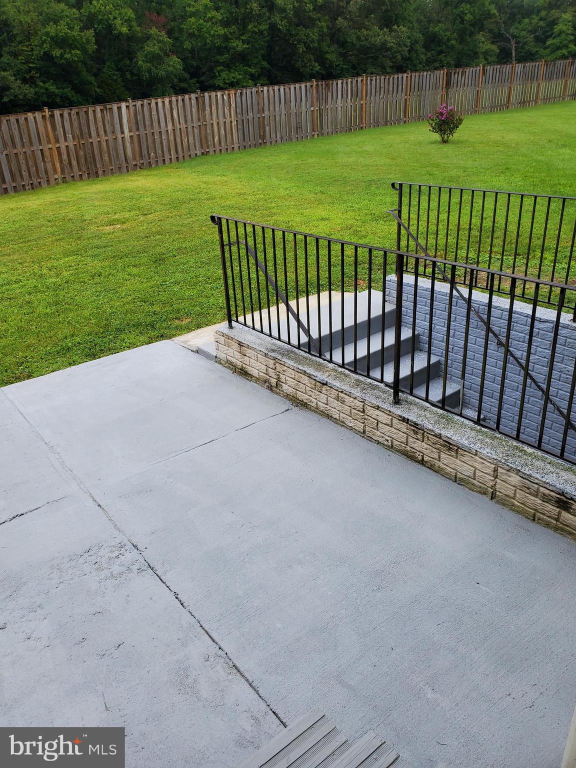 ROSE CREEK ESTATES - Residential Lease