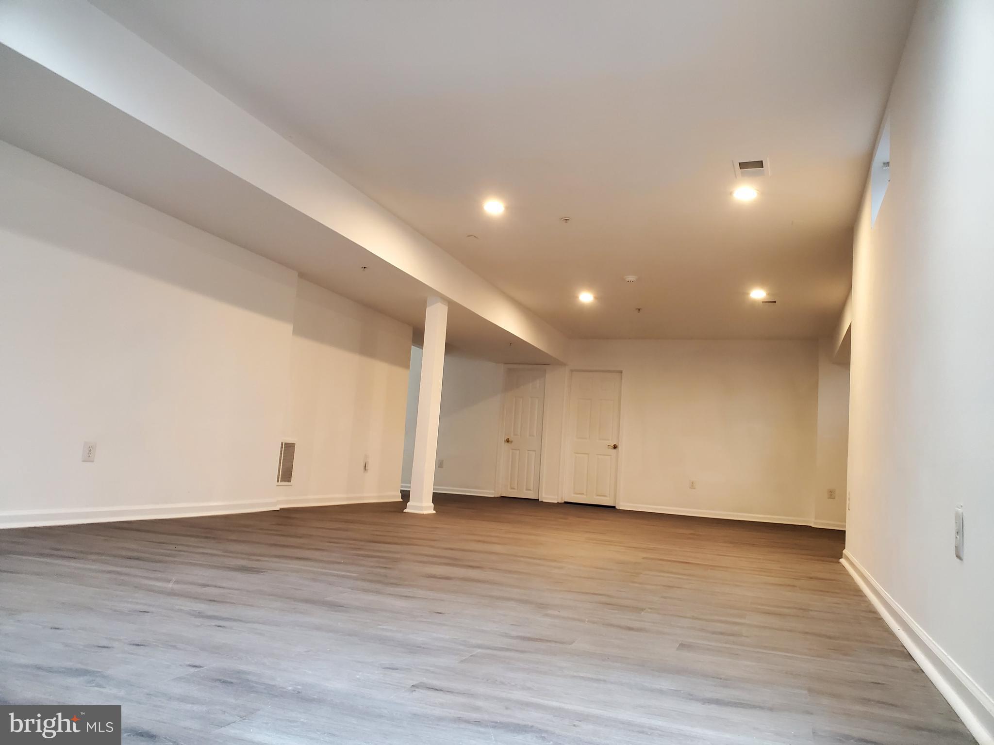 ROSE CREEK ESTATES - Residential Lease