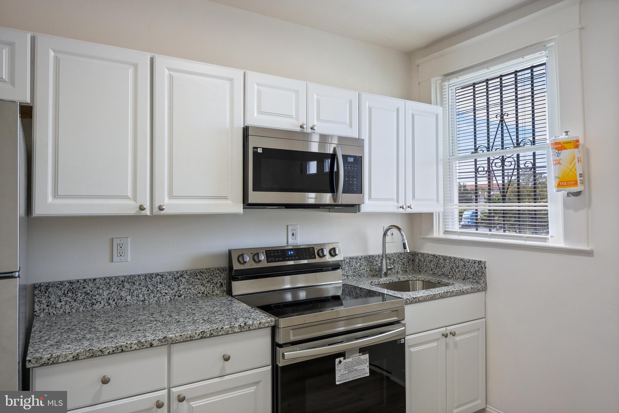 MILL HILL - Residential