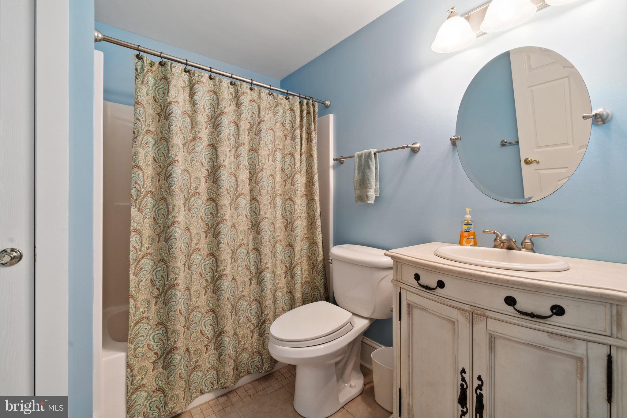 CHANTILLY FARM - Farm