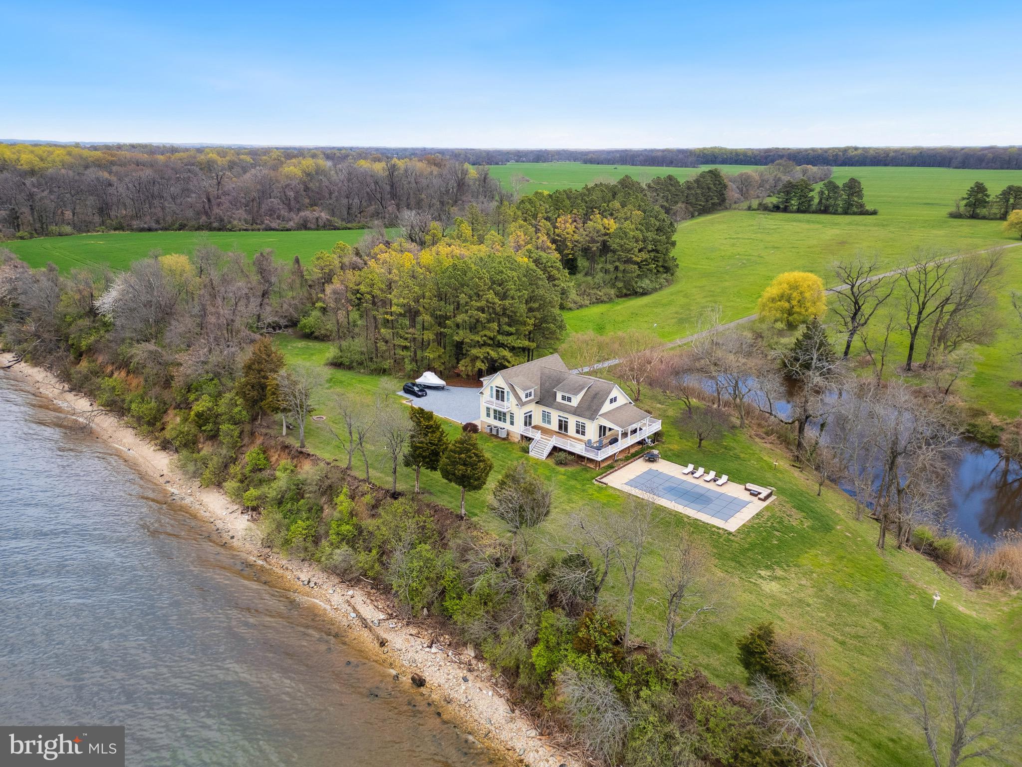 CHANTILLY FARM - Farm