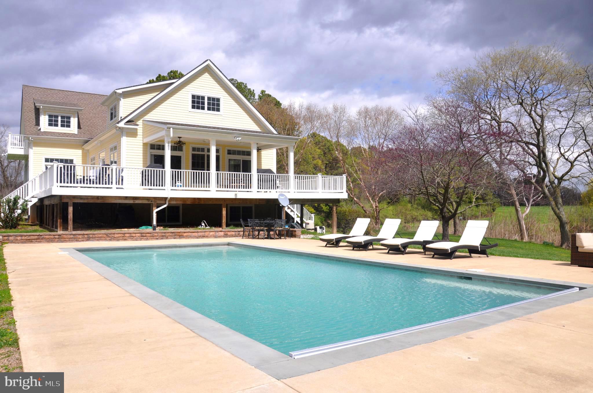 CHANTILLY FARM - Farm