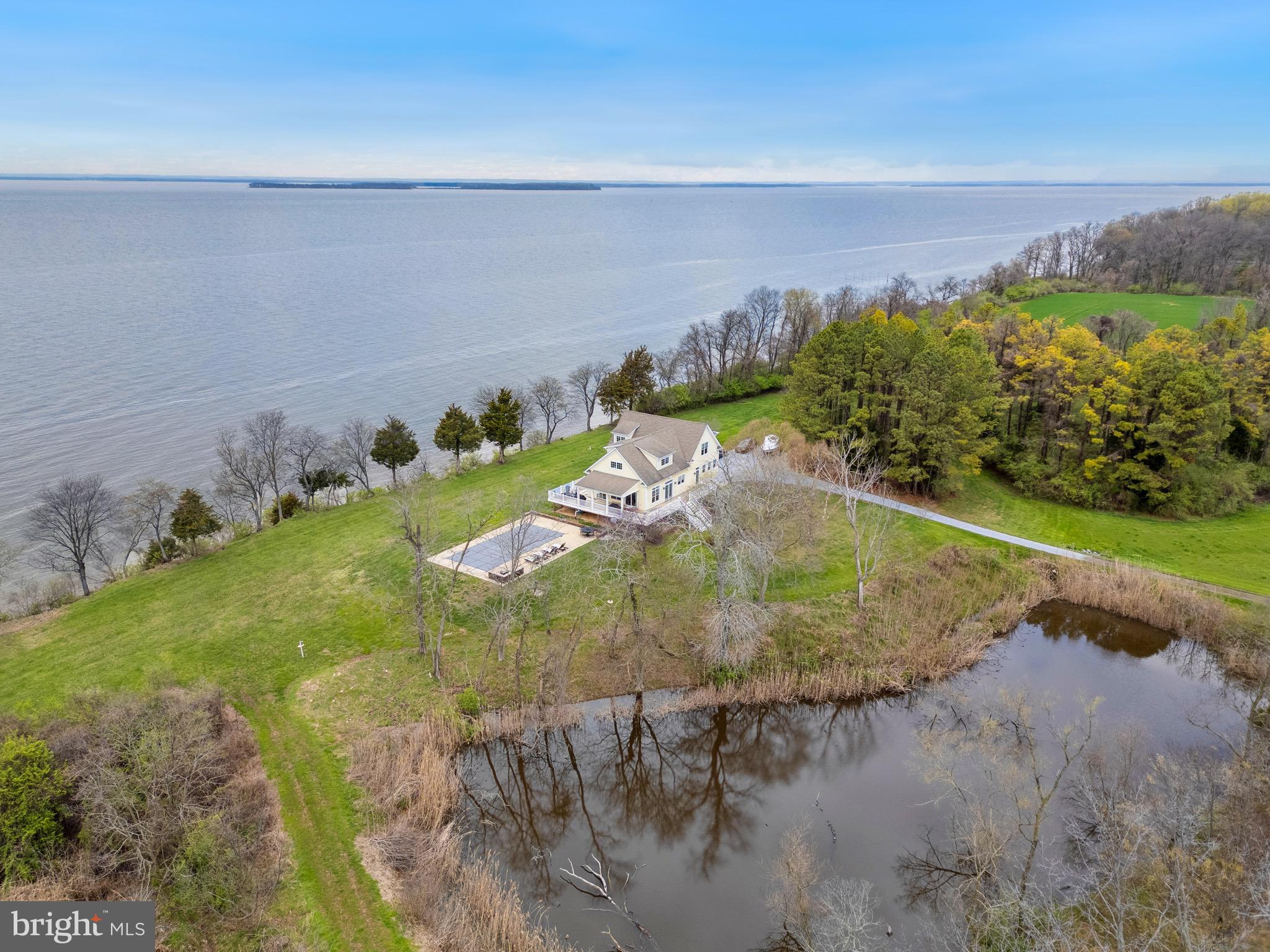 CHANTILLY FARM - Farm