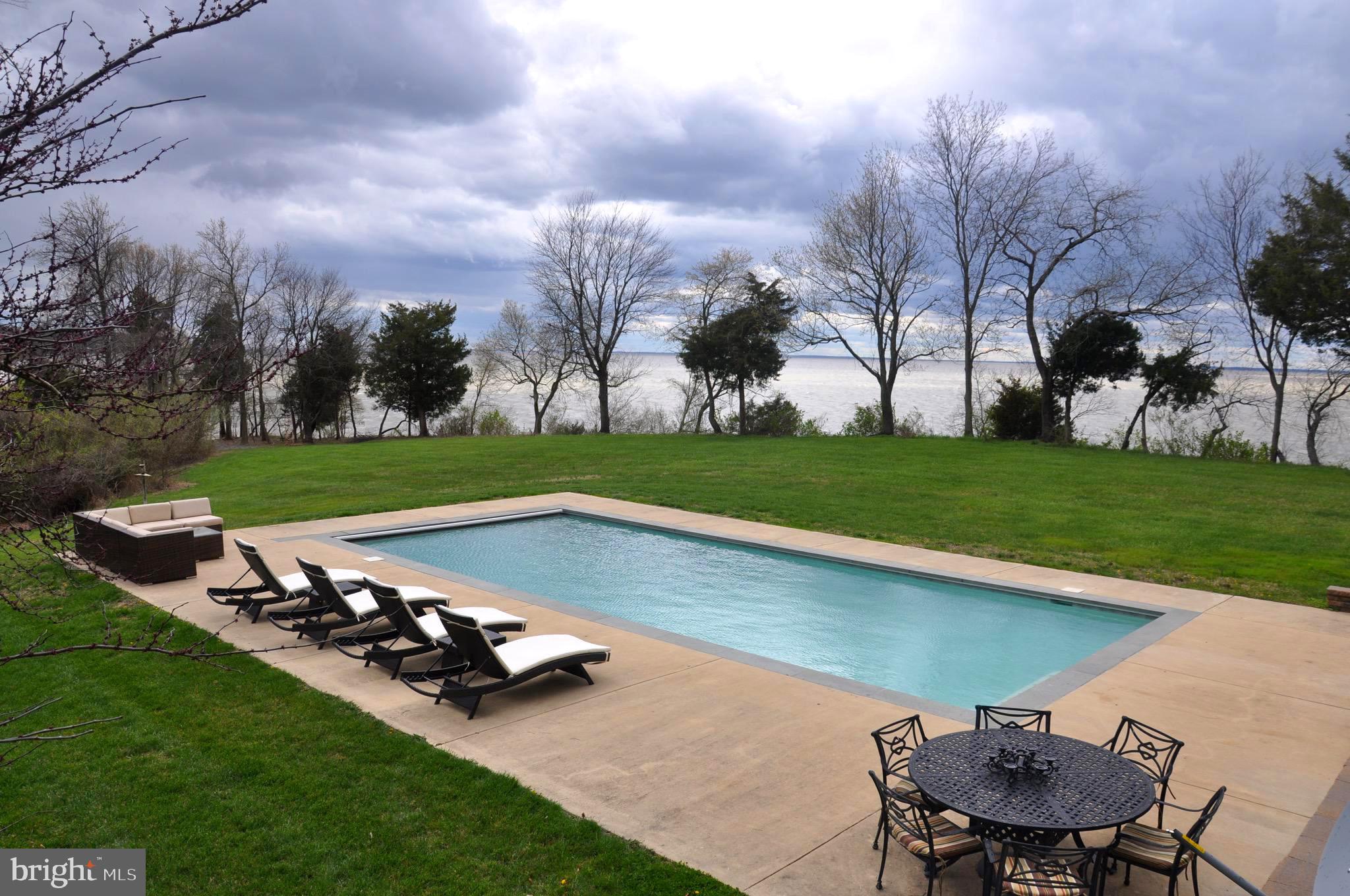 CHANTILLY FARM - Farm