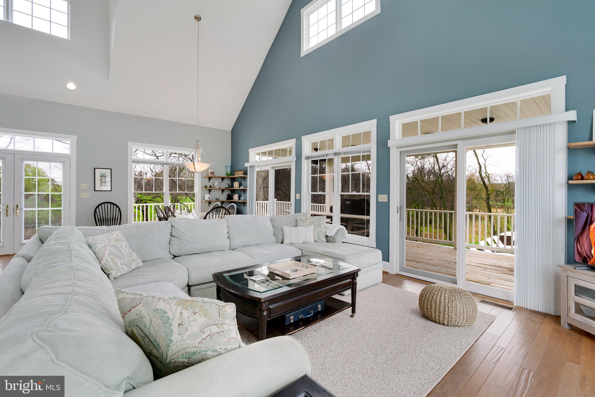 CHANTILLY FARM - Farm