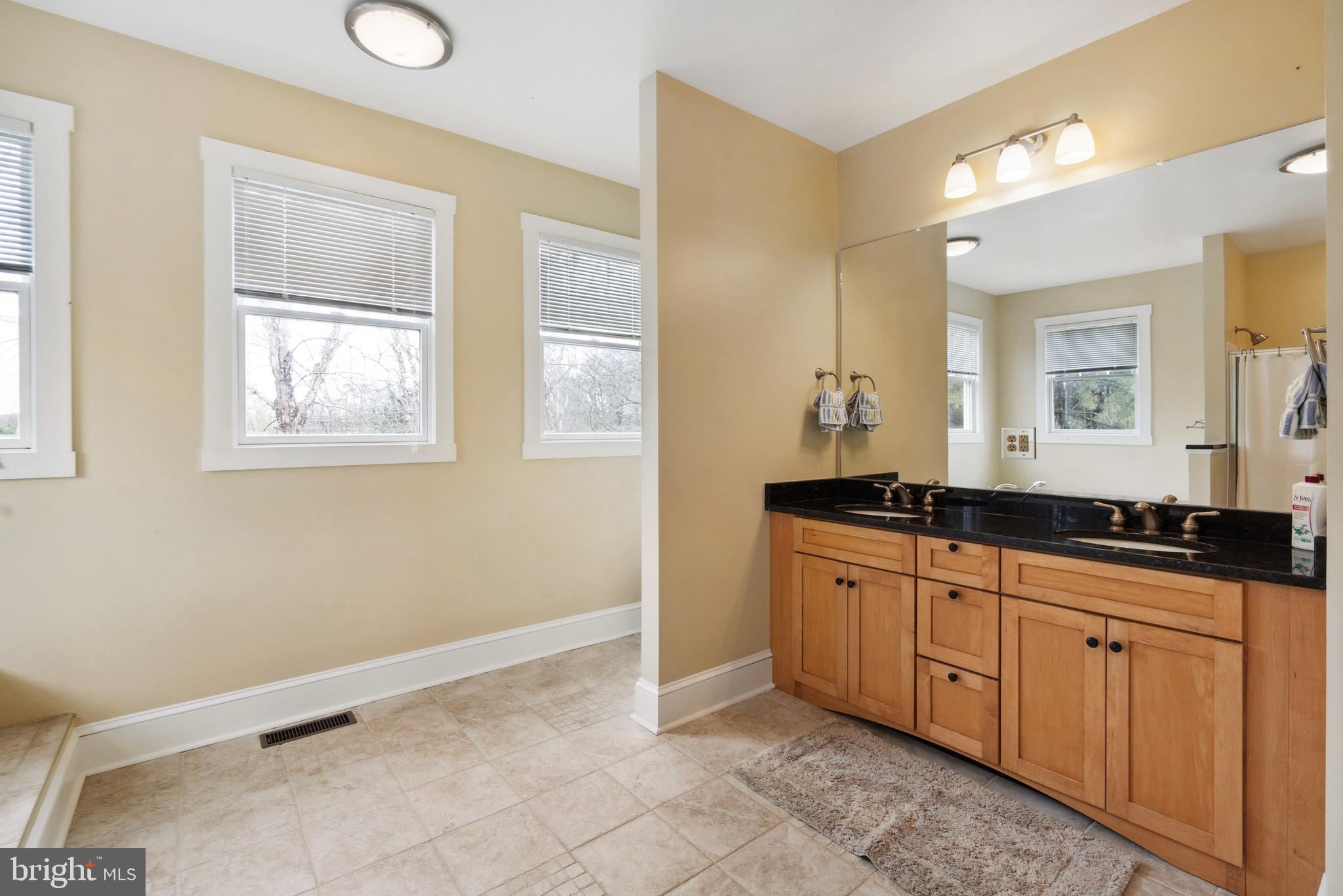 CHANTILLY FARM - Farm