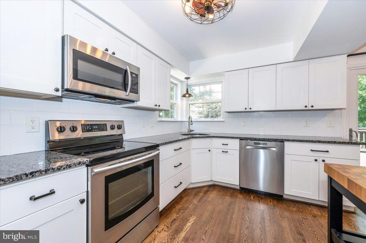 PINEY RIDGE VILLAGE - Residential