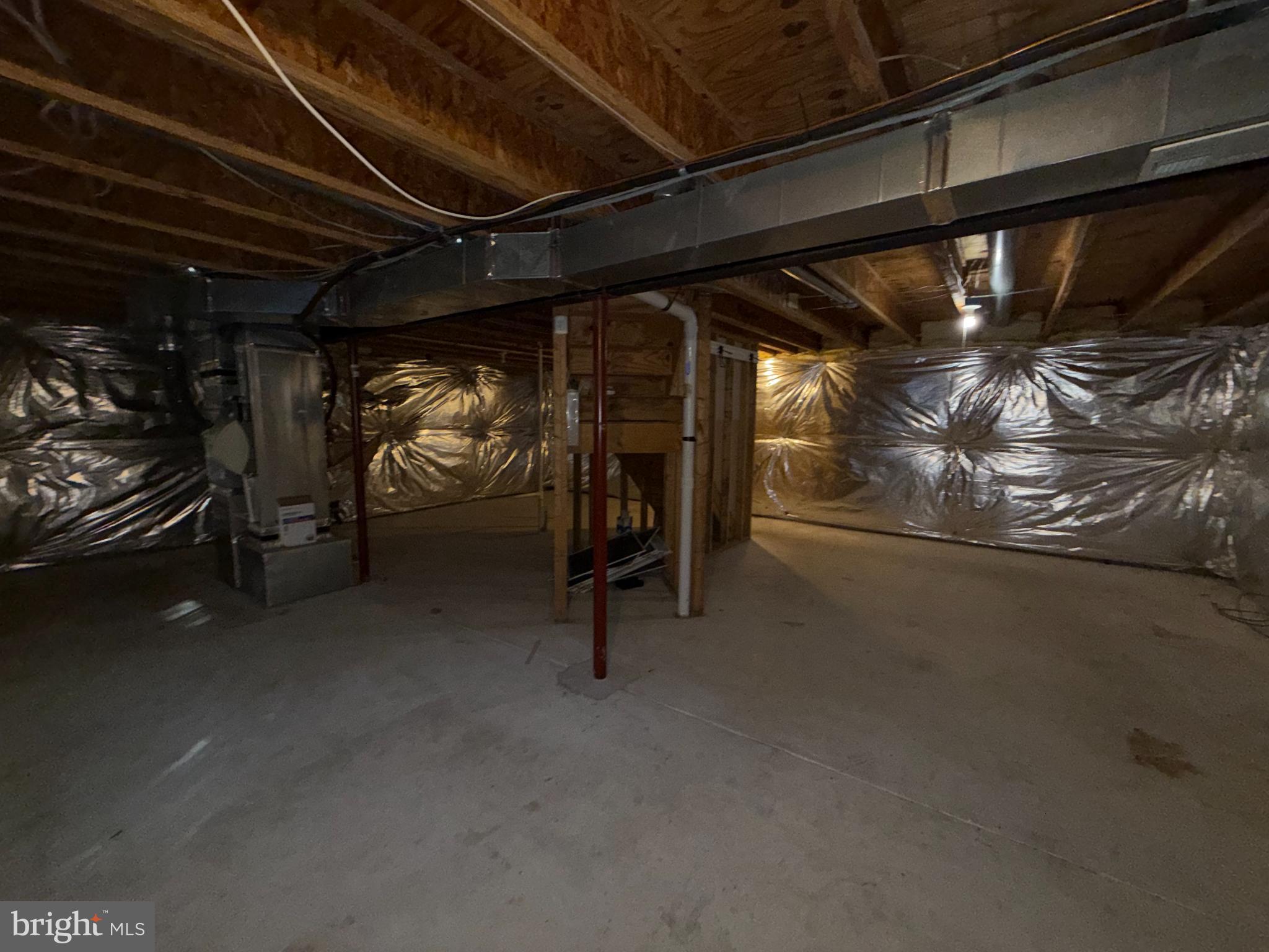 BELMONT FOREST - Residential Lease