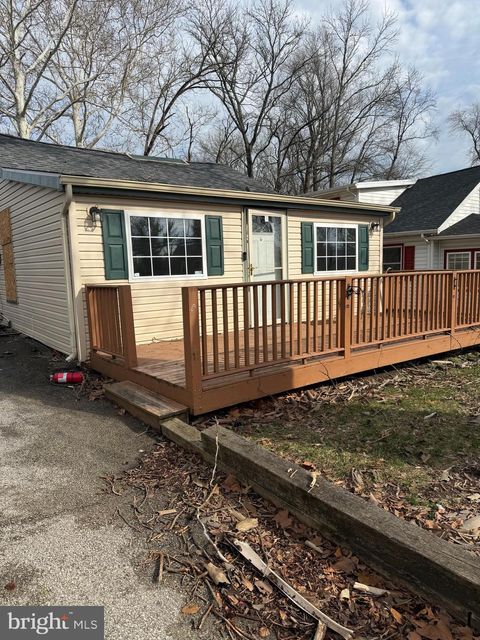 Homes For Sale - 100 White Horse Avenue<br/> CLEMENTON, NJ 08021