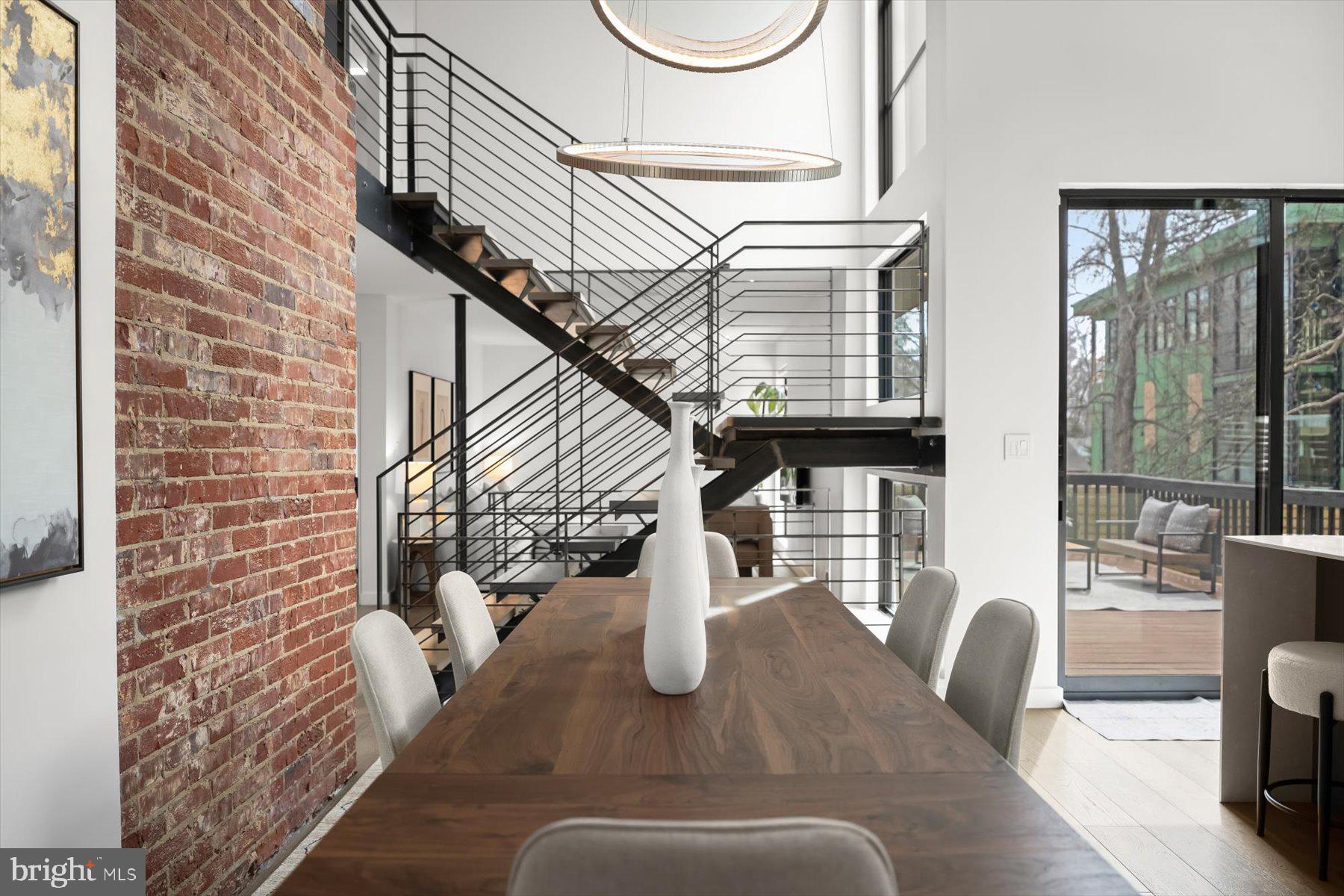 BERKSHIRE OAKWOOD - Residential