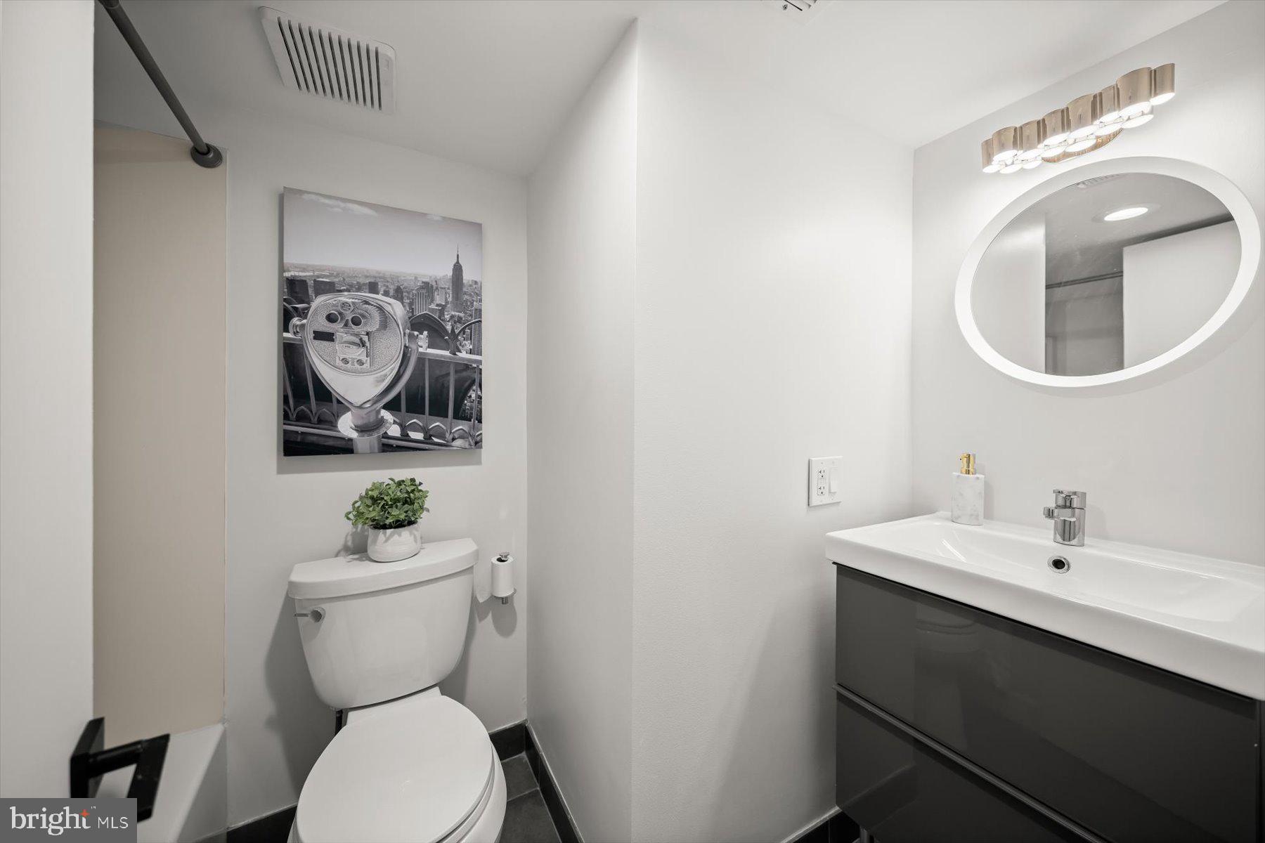 BERKSHIRE OAKWOOD - Residential