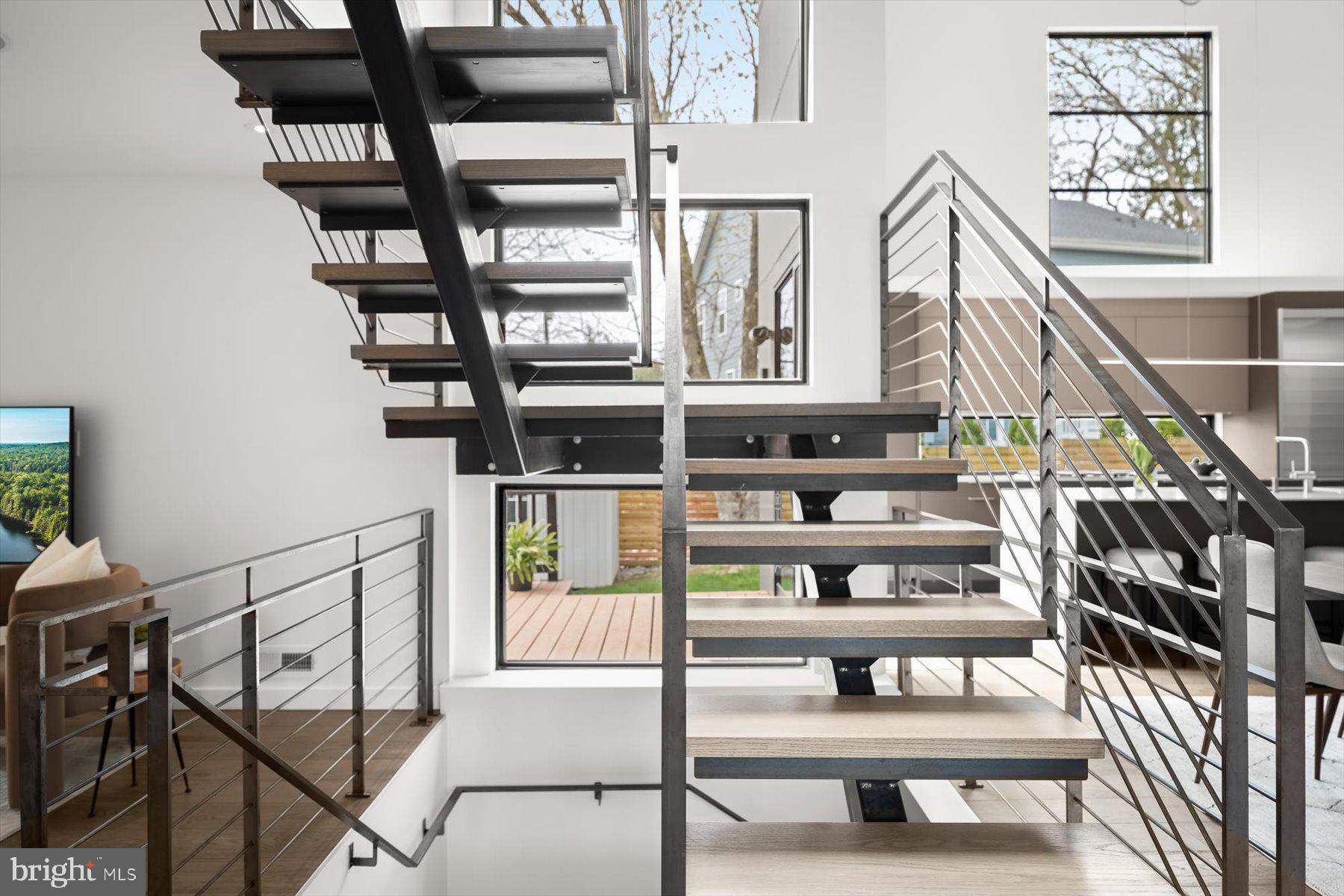 BERKSHIRE OAKWOOD - Residential