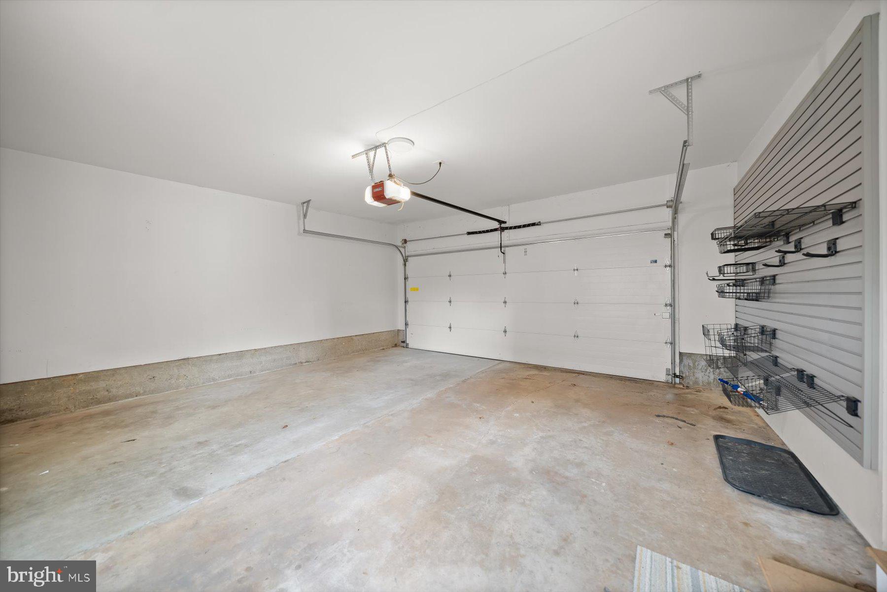 BERKSHIRE OAKWOOD - Residential