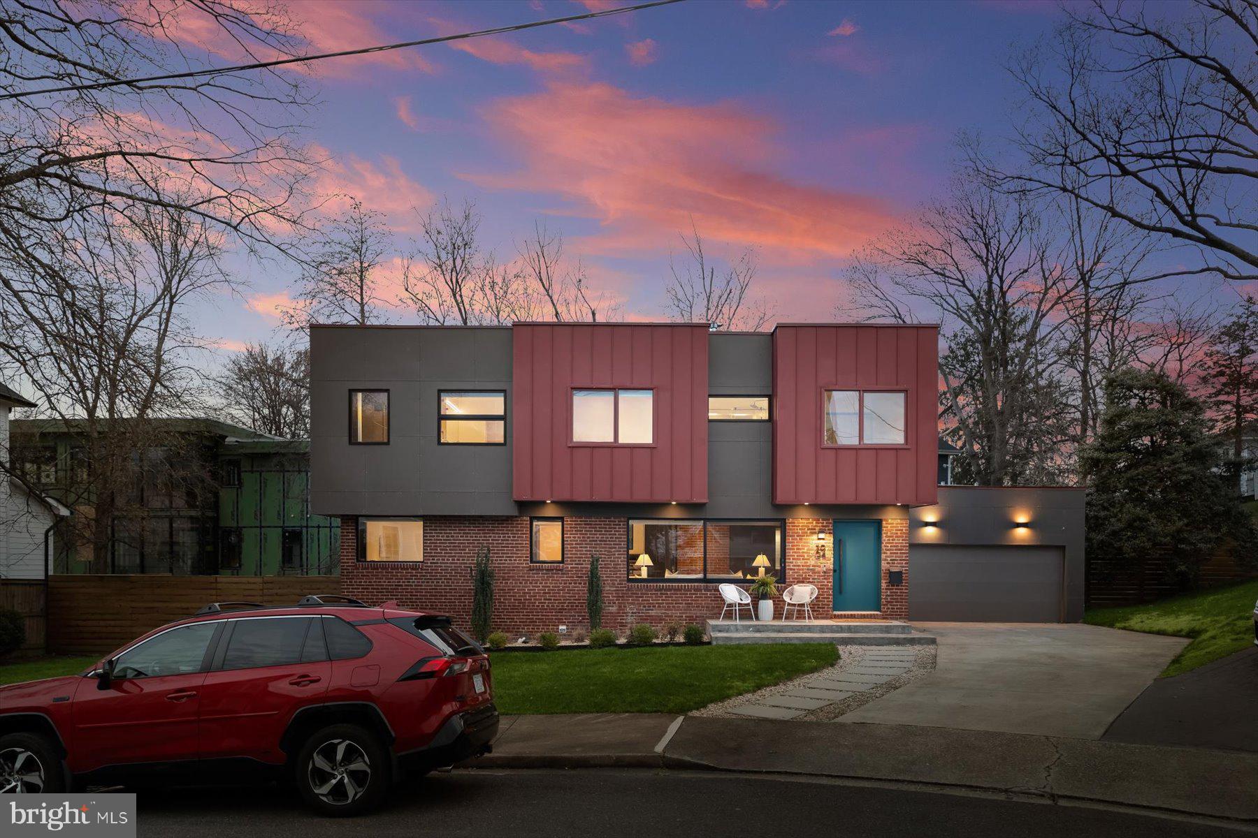 BERKSHIRE OAKWOOD - Residential