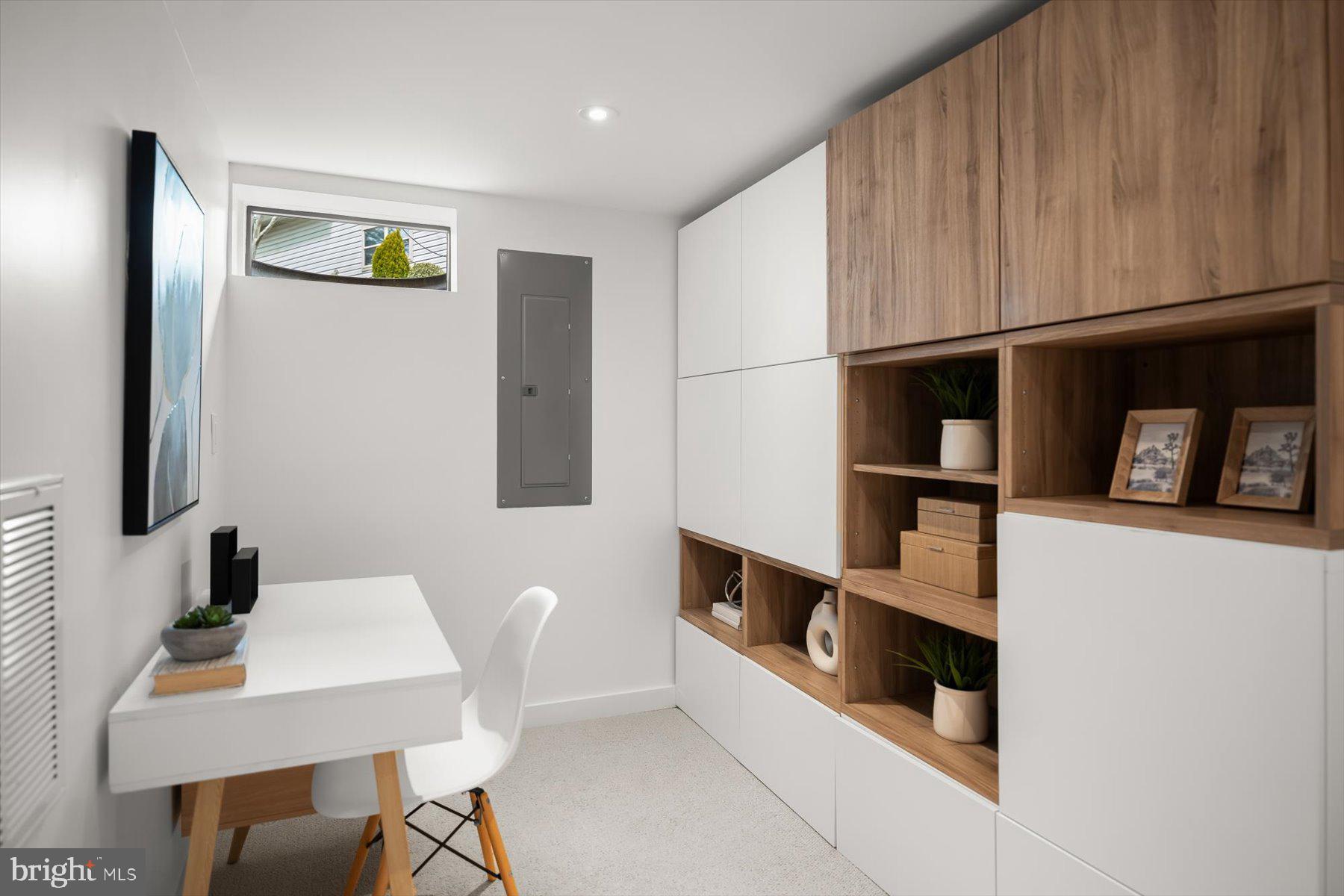 BERKSHIRE OAKWOOD - Residential