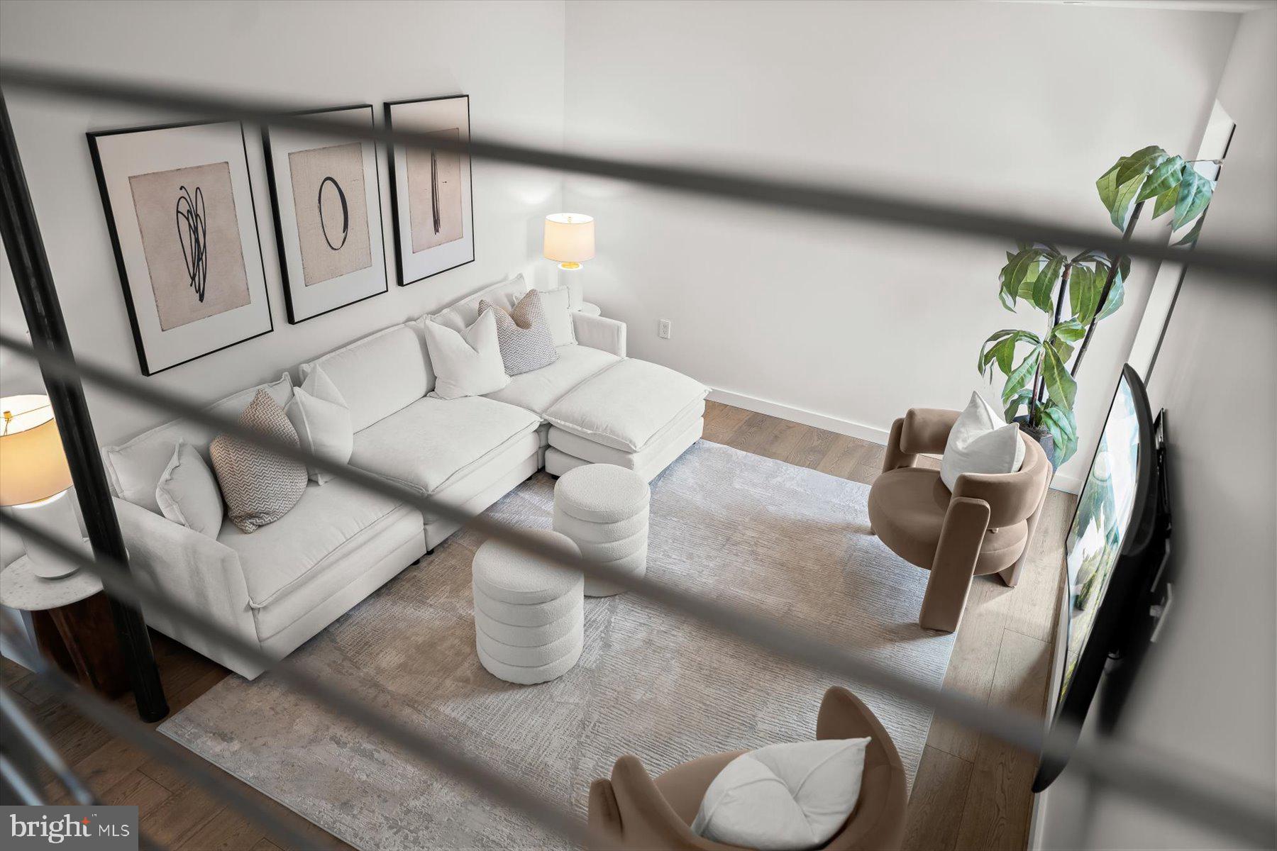 BERKSHIRE OAKWOOD - Residential