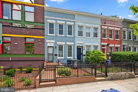MLS: DCDC2198948