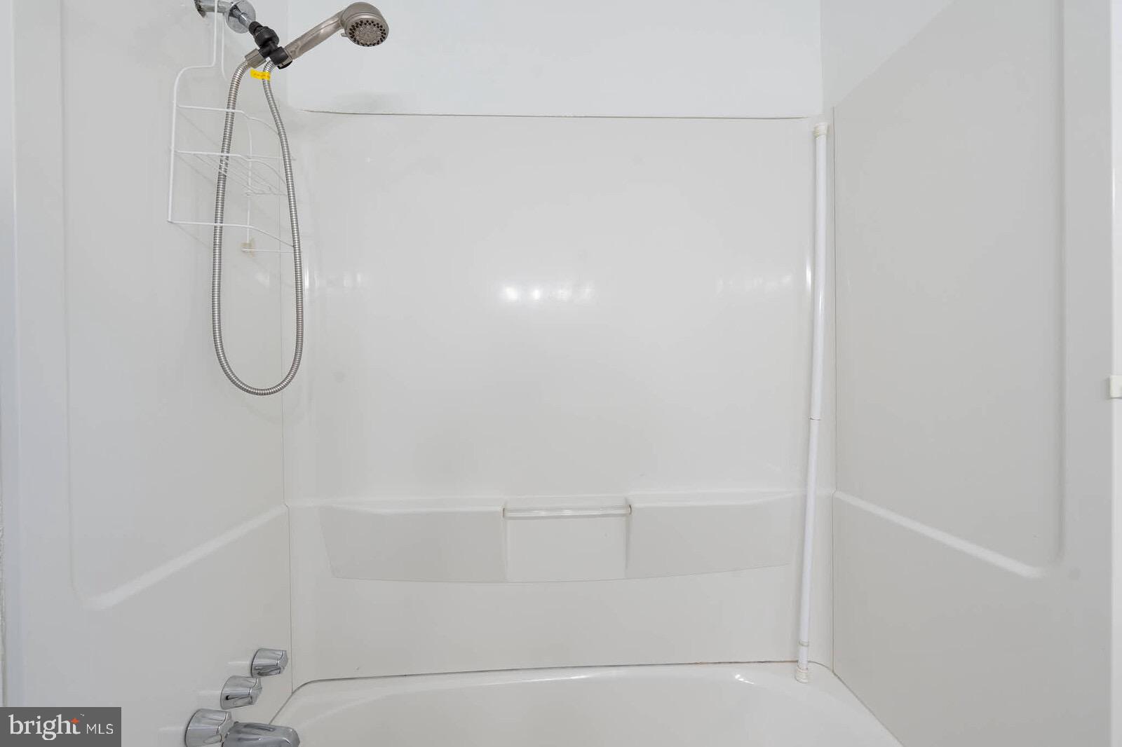 BOND MILL PARK - Residential