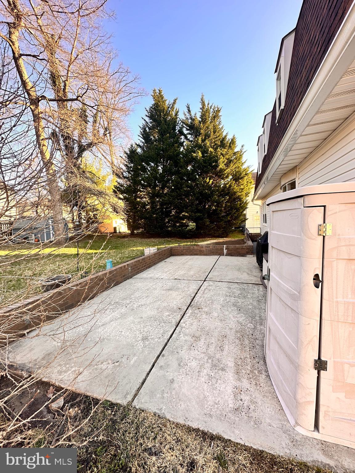 BOND MILL PARK - Residential