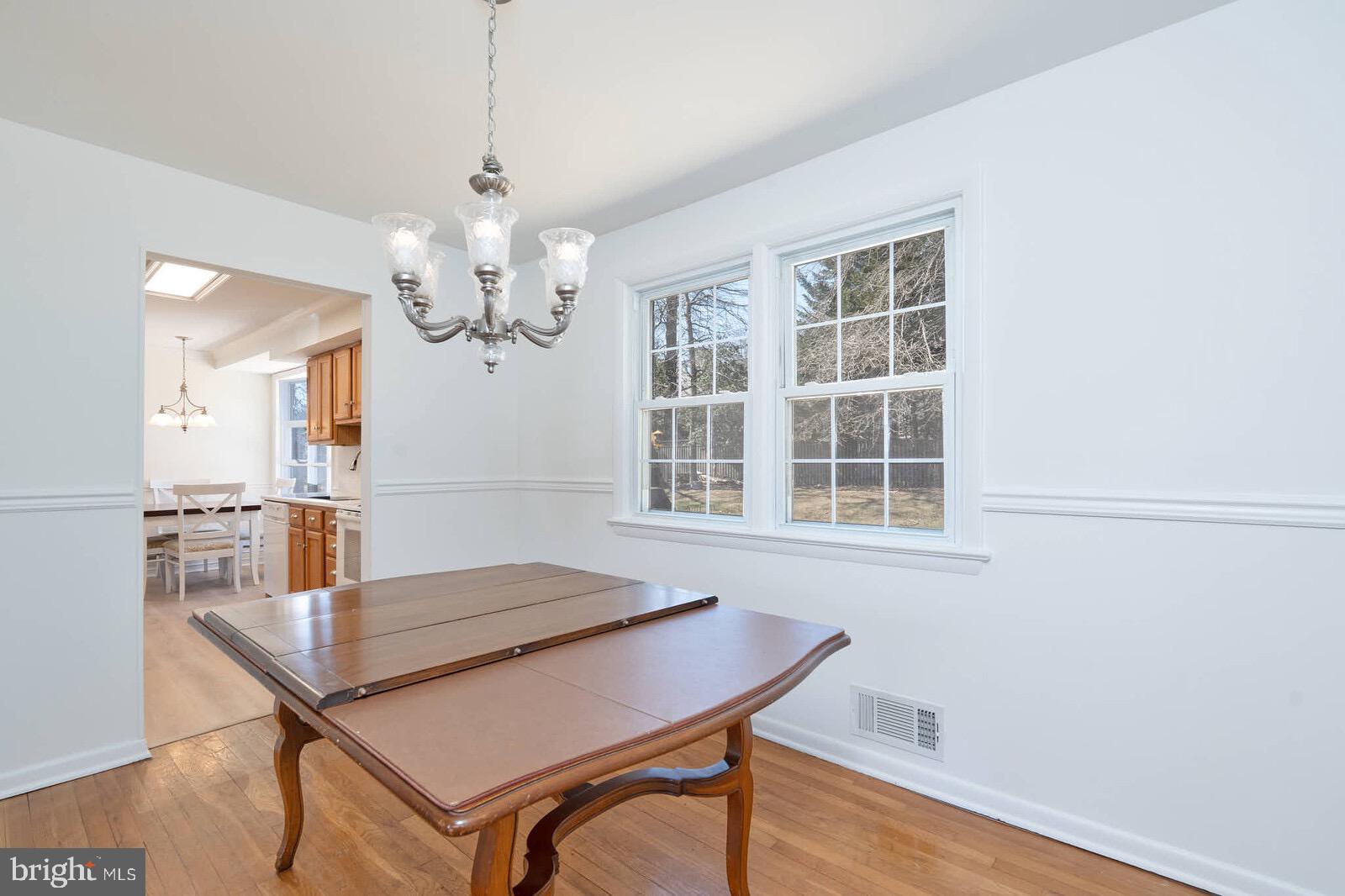 BOND MILL PARK - Residential