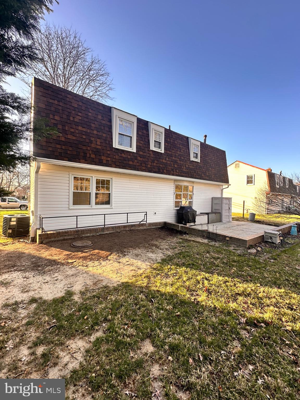 BOND MILL PARK - Residential