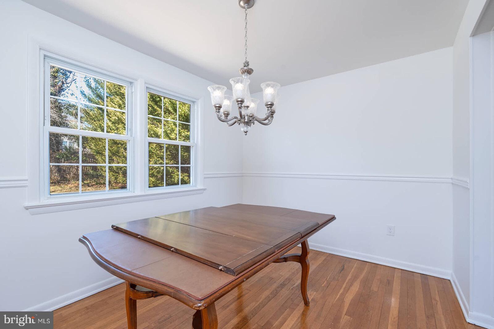 BOND MILL PARK - Residential