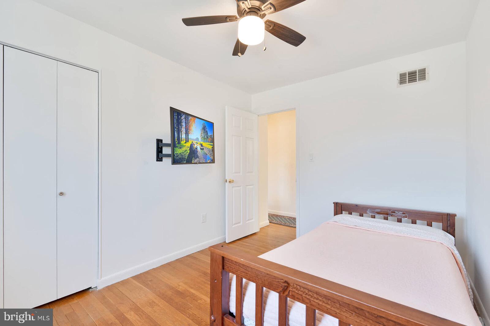 BOND MILL PARK - Residential