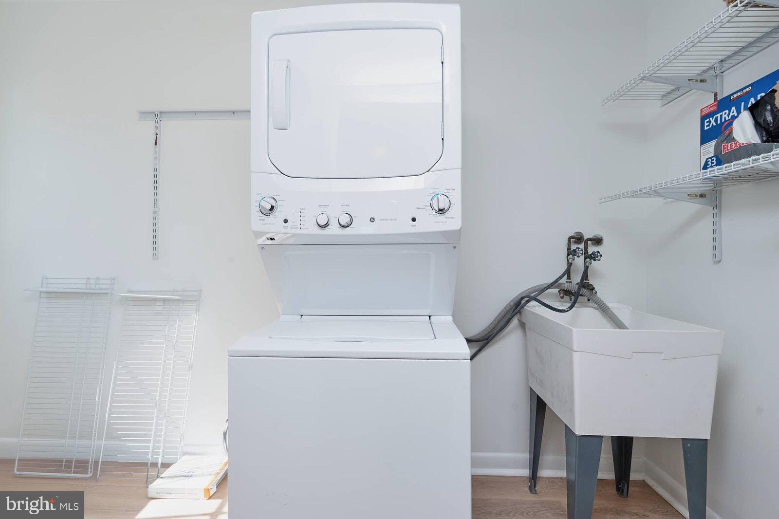 BOND MILL PARK - Residential