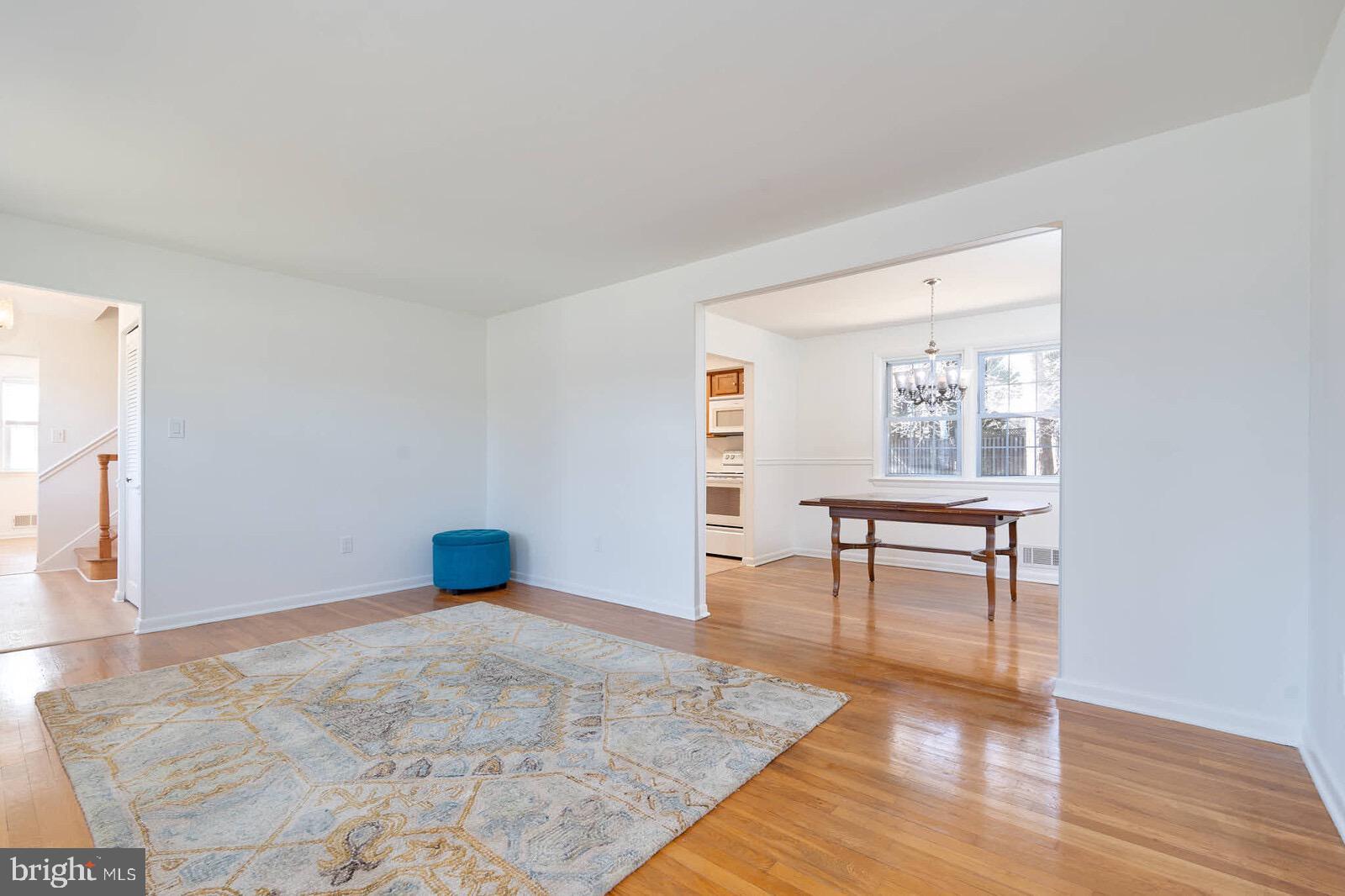 BOND MILL PARK - Residential