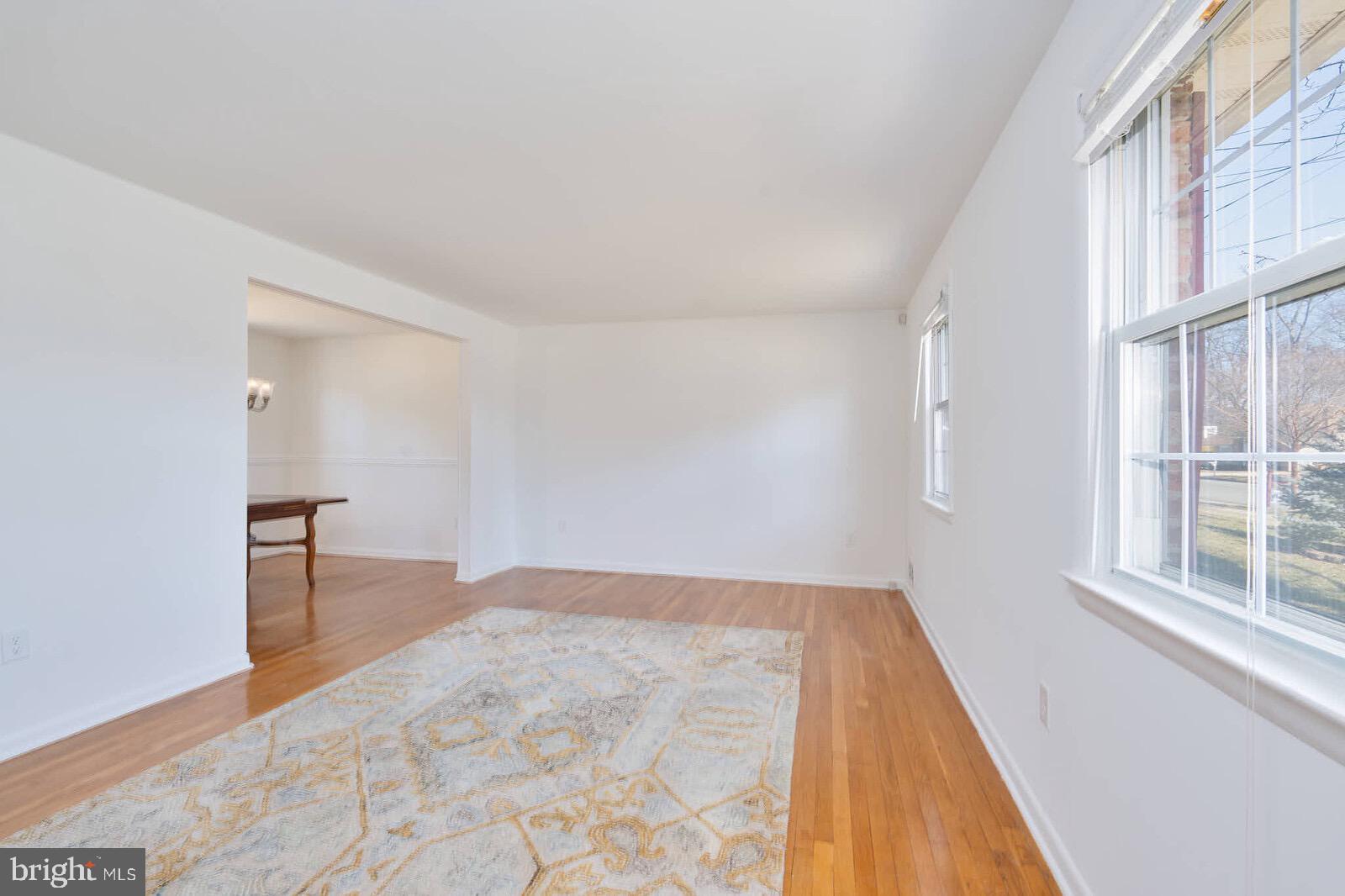 BOND MILL PARK - Residential