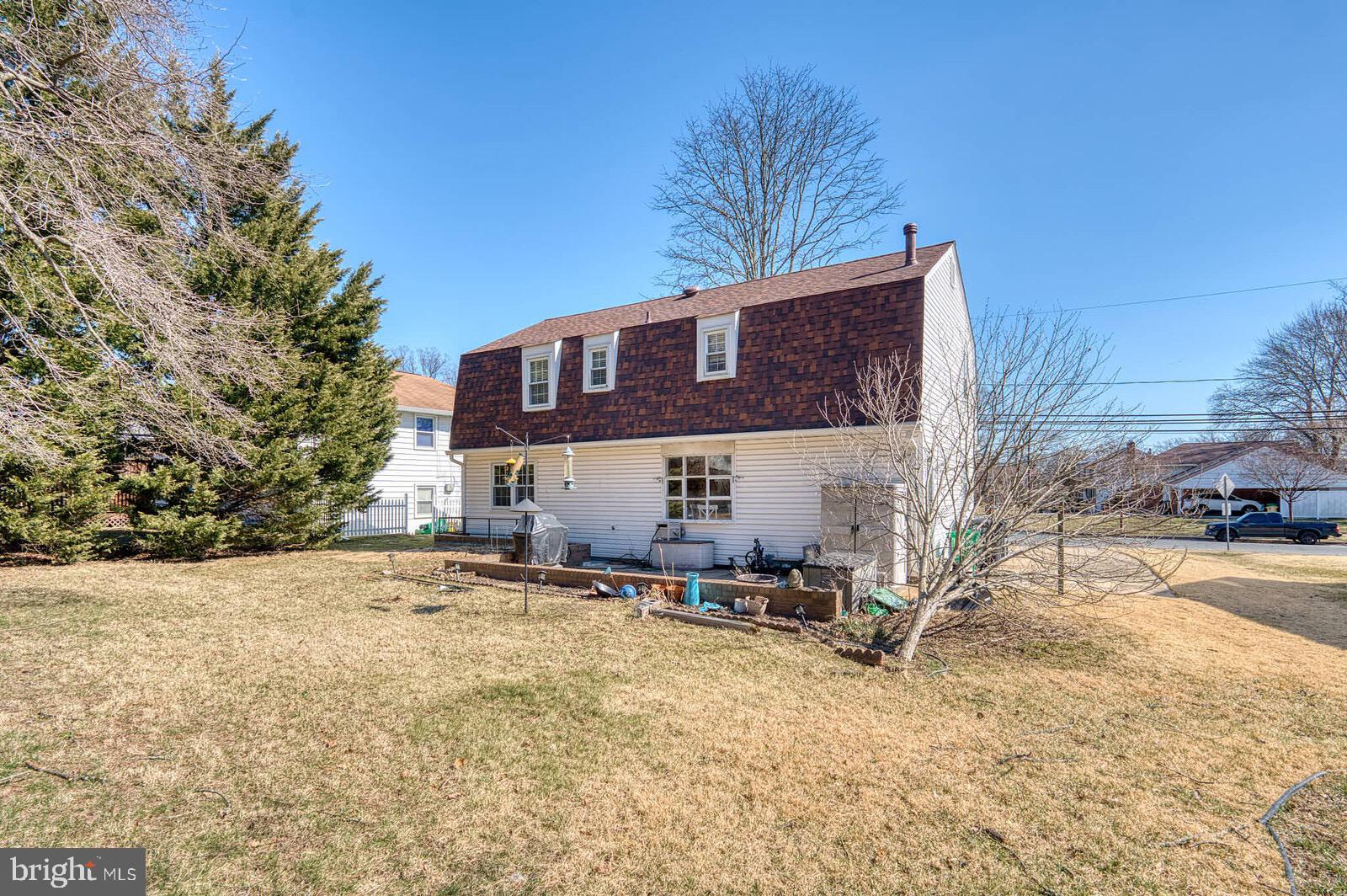 BOND MILL PARK - Residential