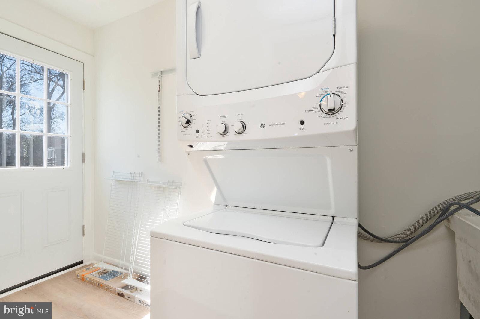 BOND MILL PARK - Residential