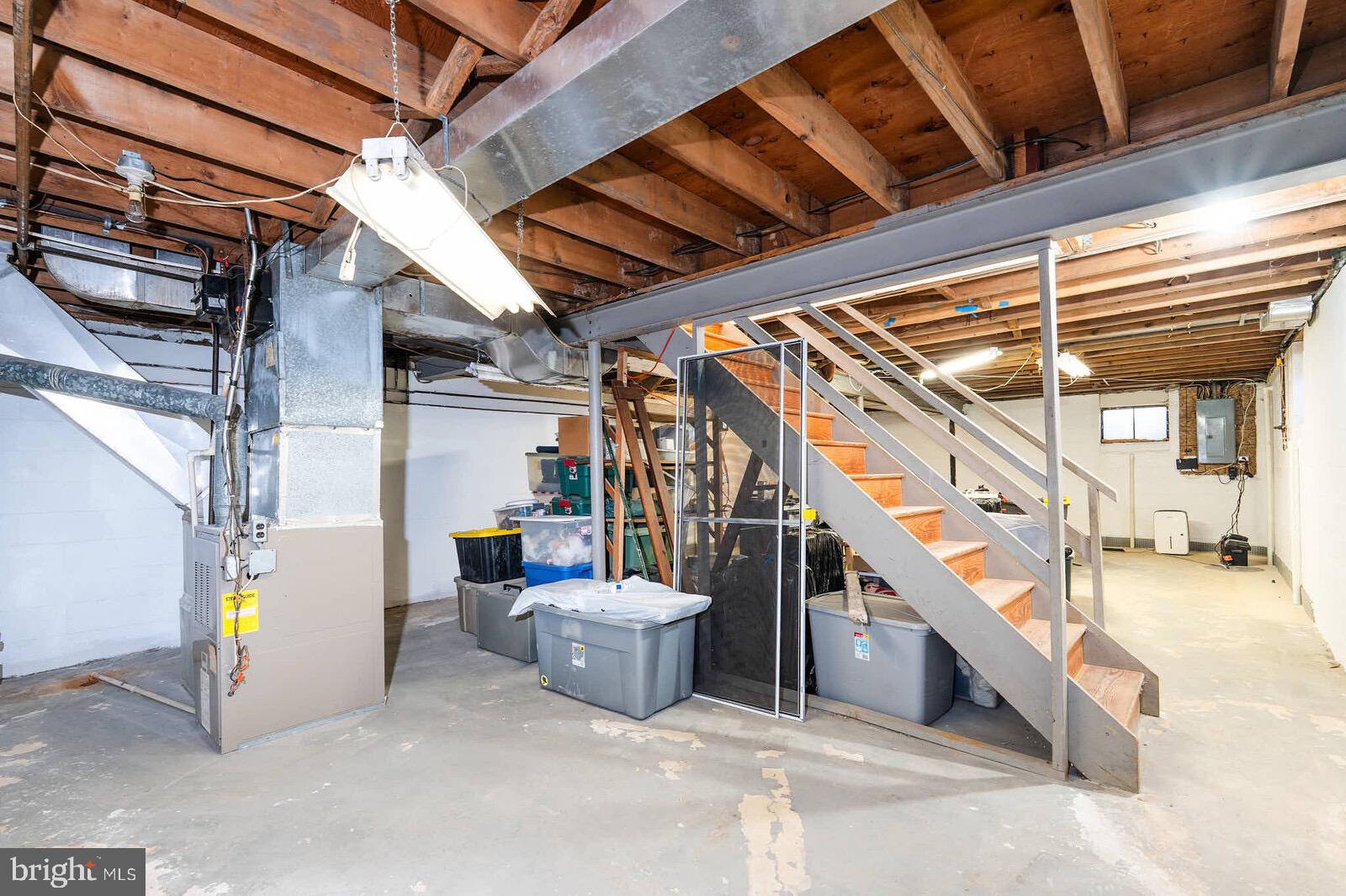 BOND MILL PARK - Residential