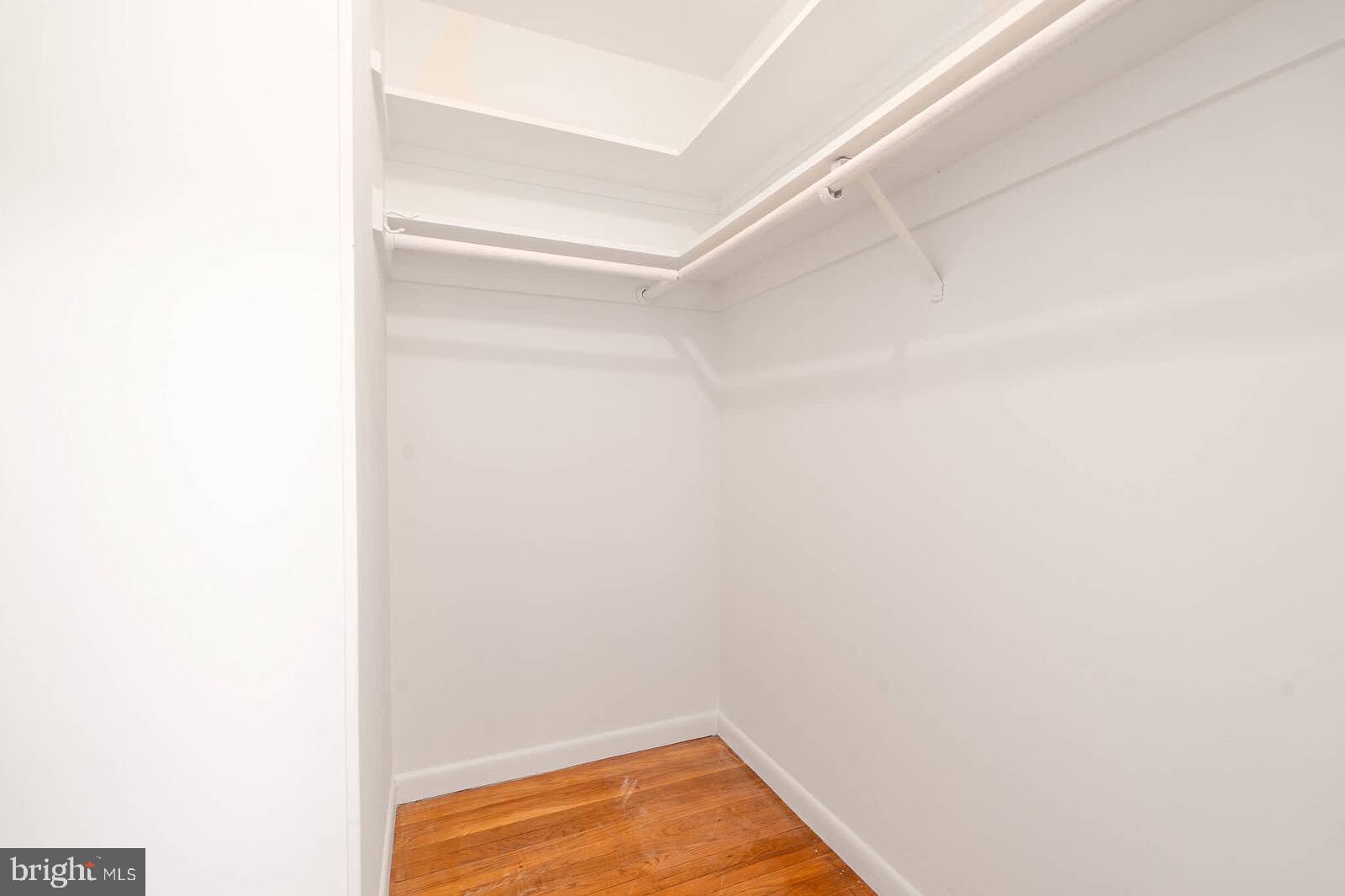 BOND MILL PARK - Residential