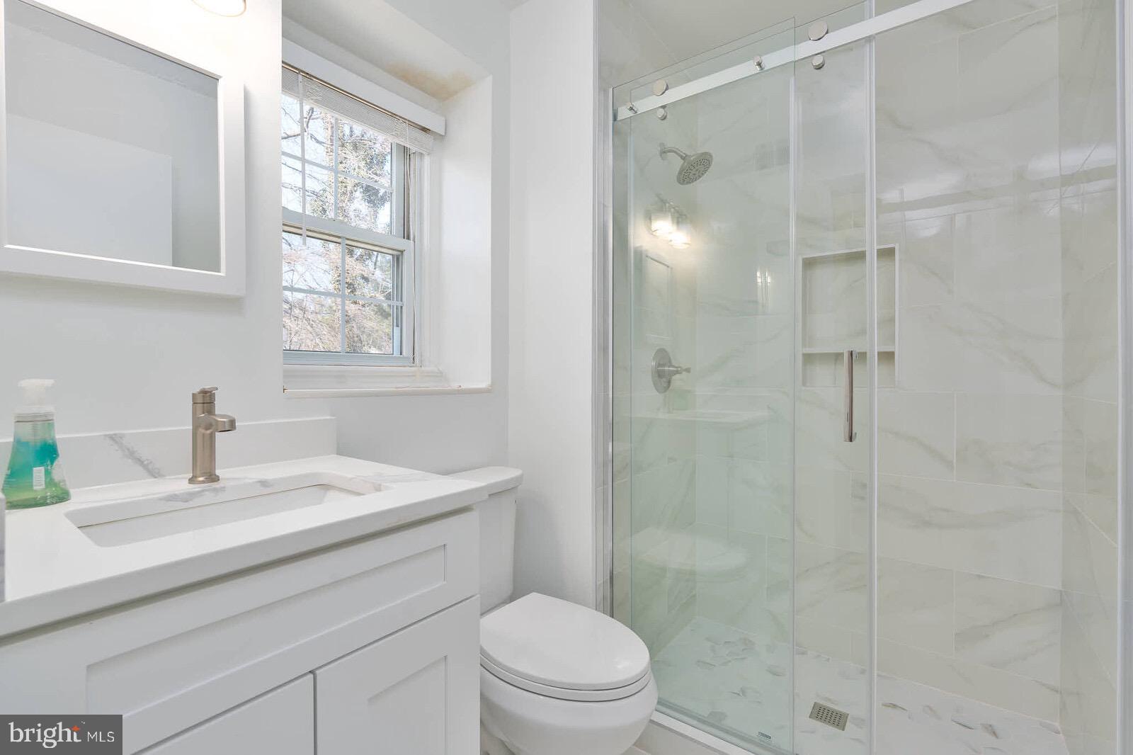 BOND MILL PARK - Residential