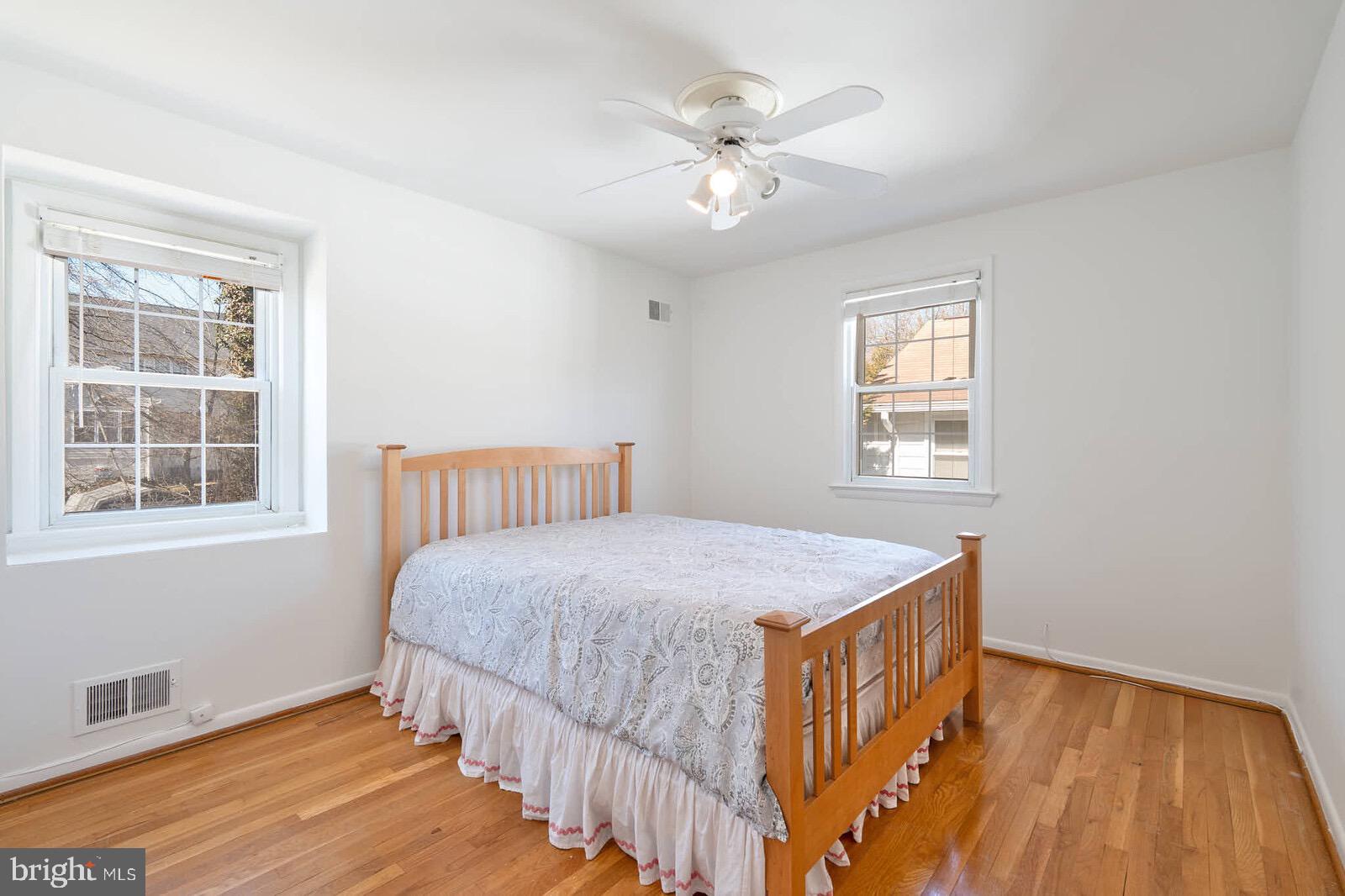 BOND MILL PARK - Residential