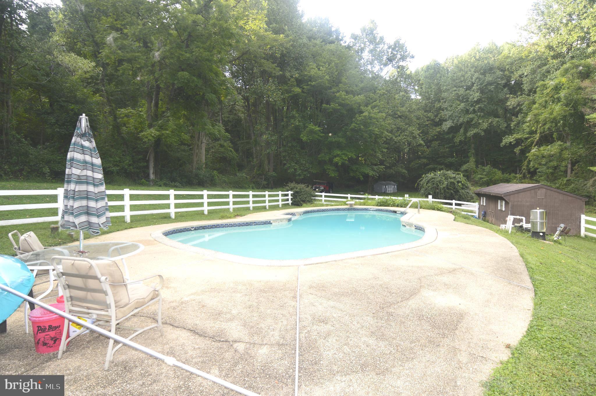 CHERRYWOOD ESTATES - Residential