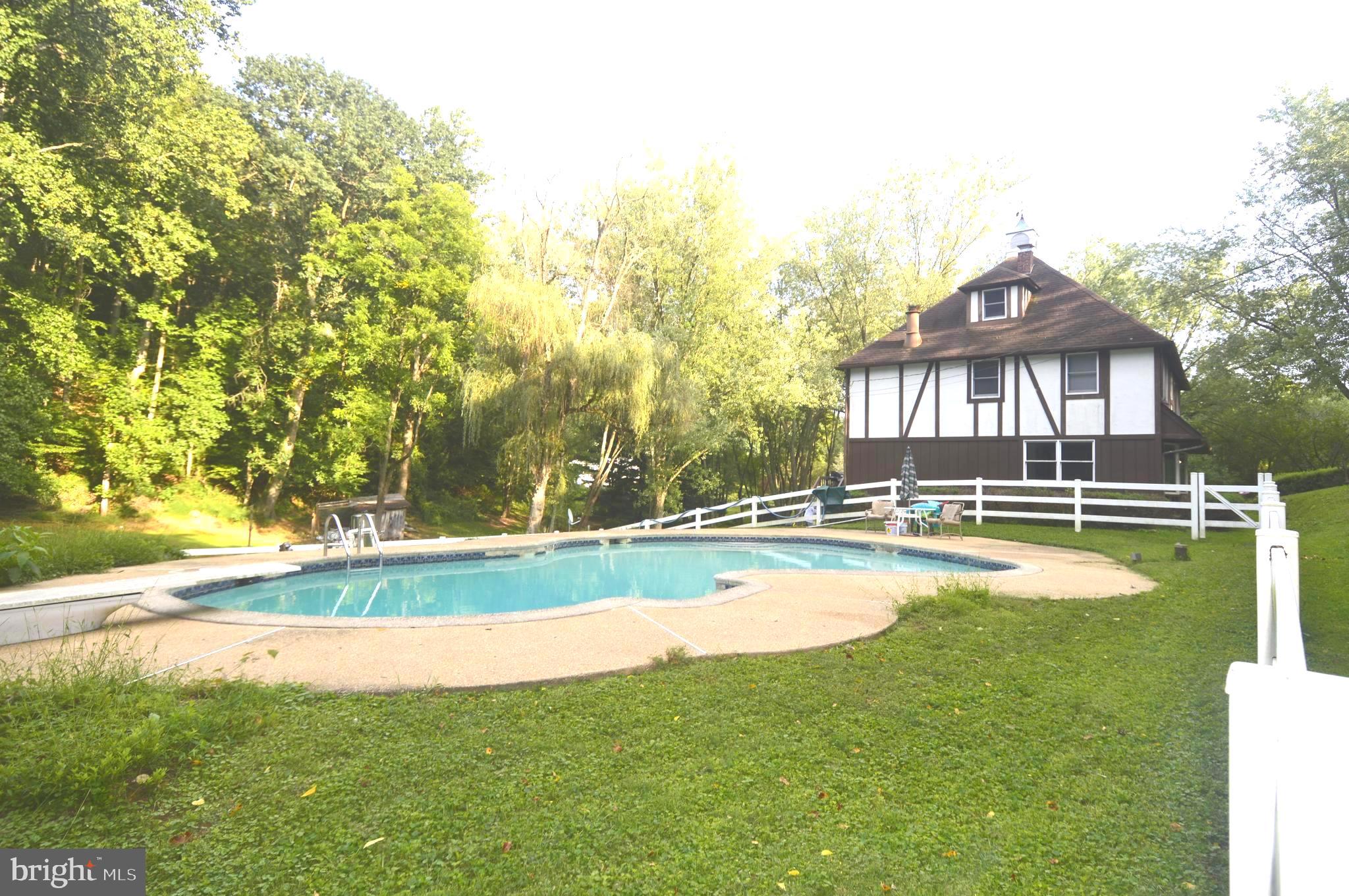 CHERRYWOOD ESTATES - Residential