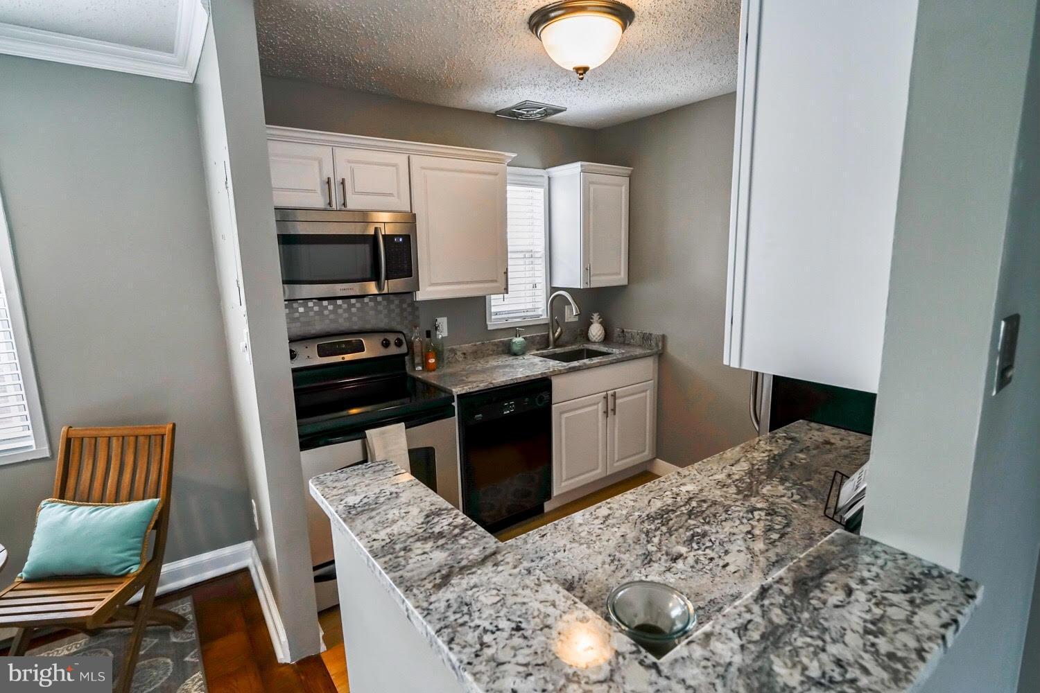 POTOWMACK CROSSING - Residential